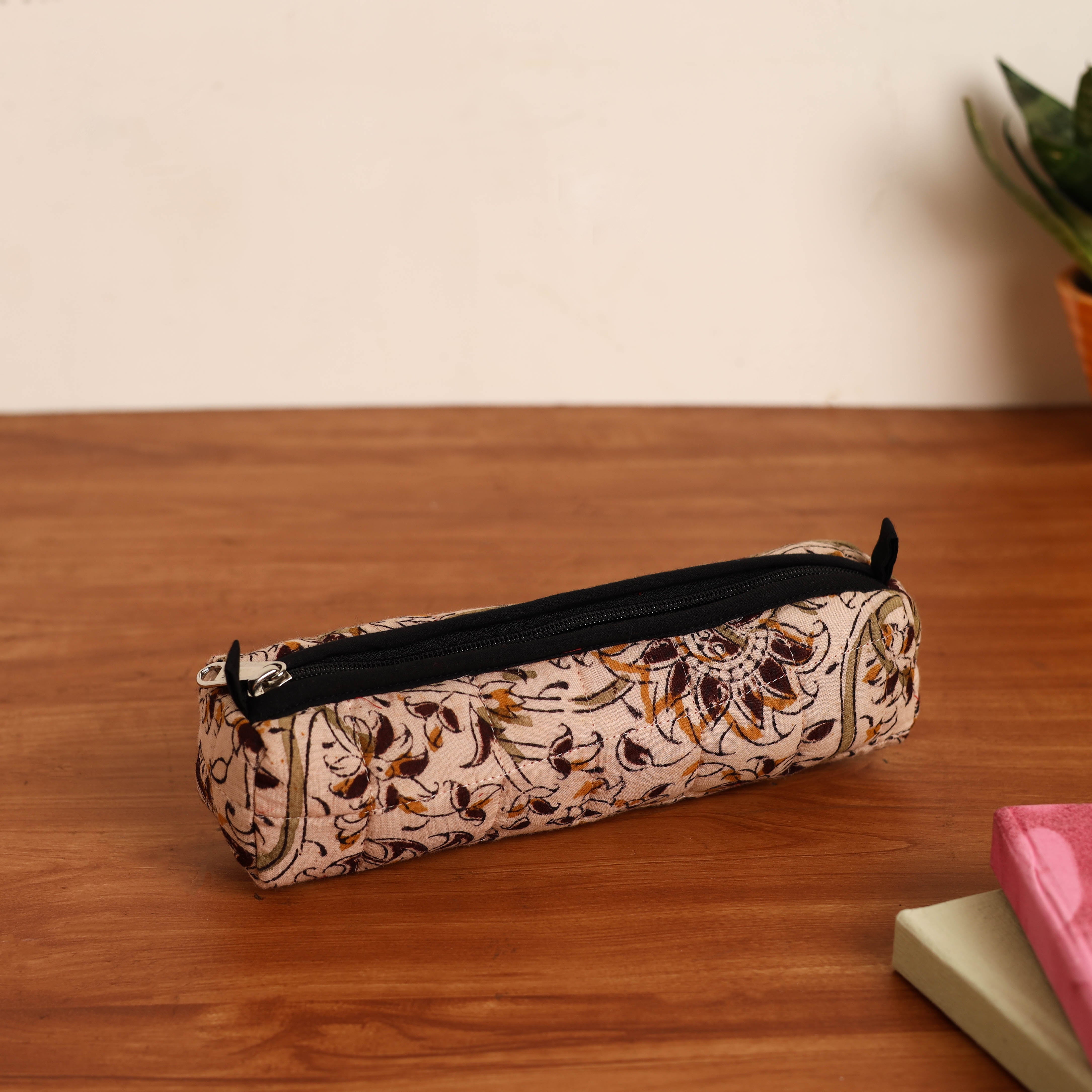 NOORI BAZAR Beige - Handmade Quilted Cotton Pencil Pouch 19