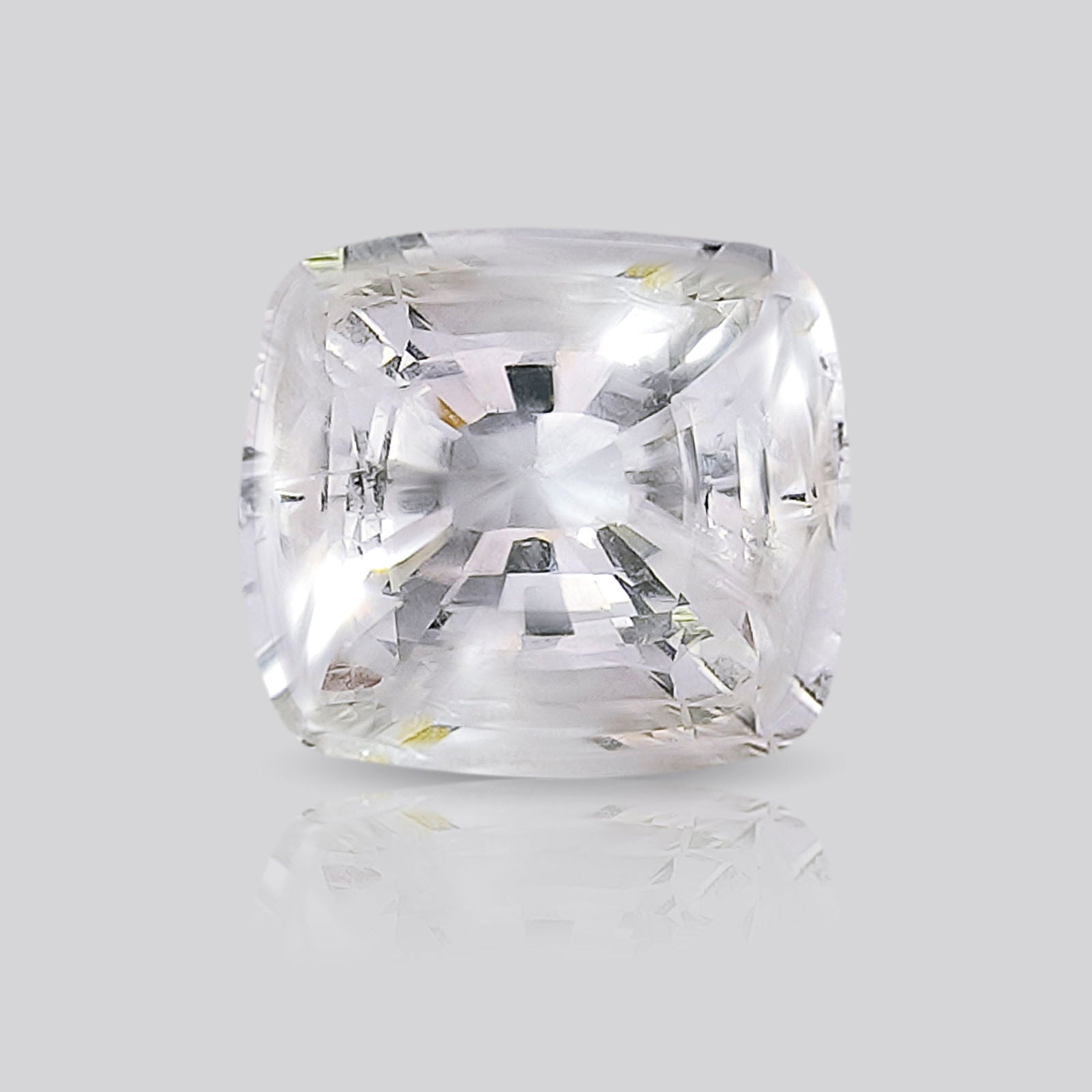 Gemsmantra White Sapphire (6.01 ratti)
