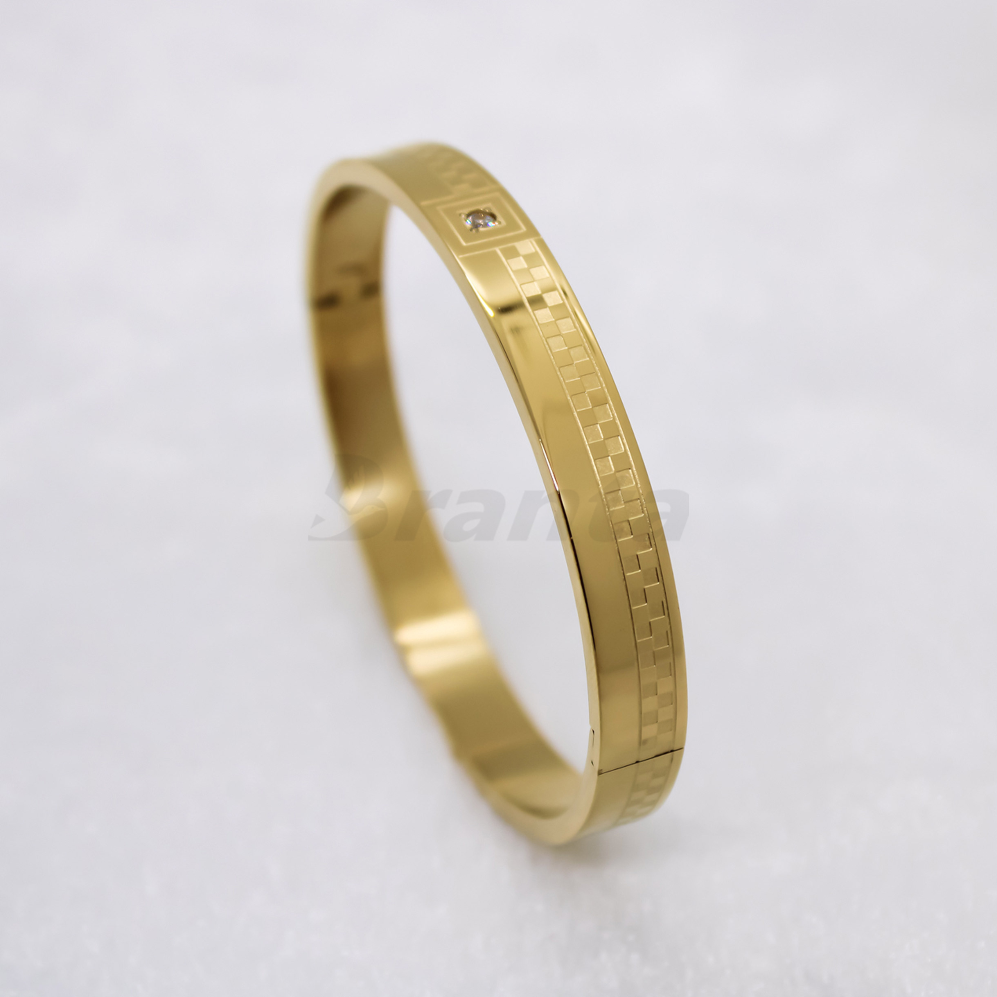 Branta Memoir Chess Design Gold Bracelet For Men
