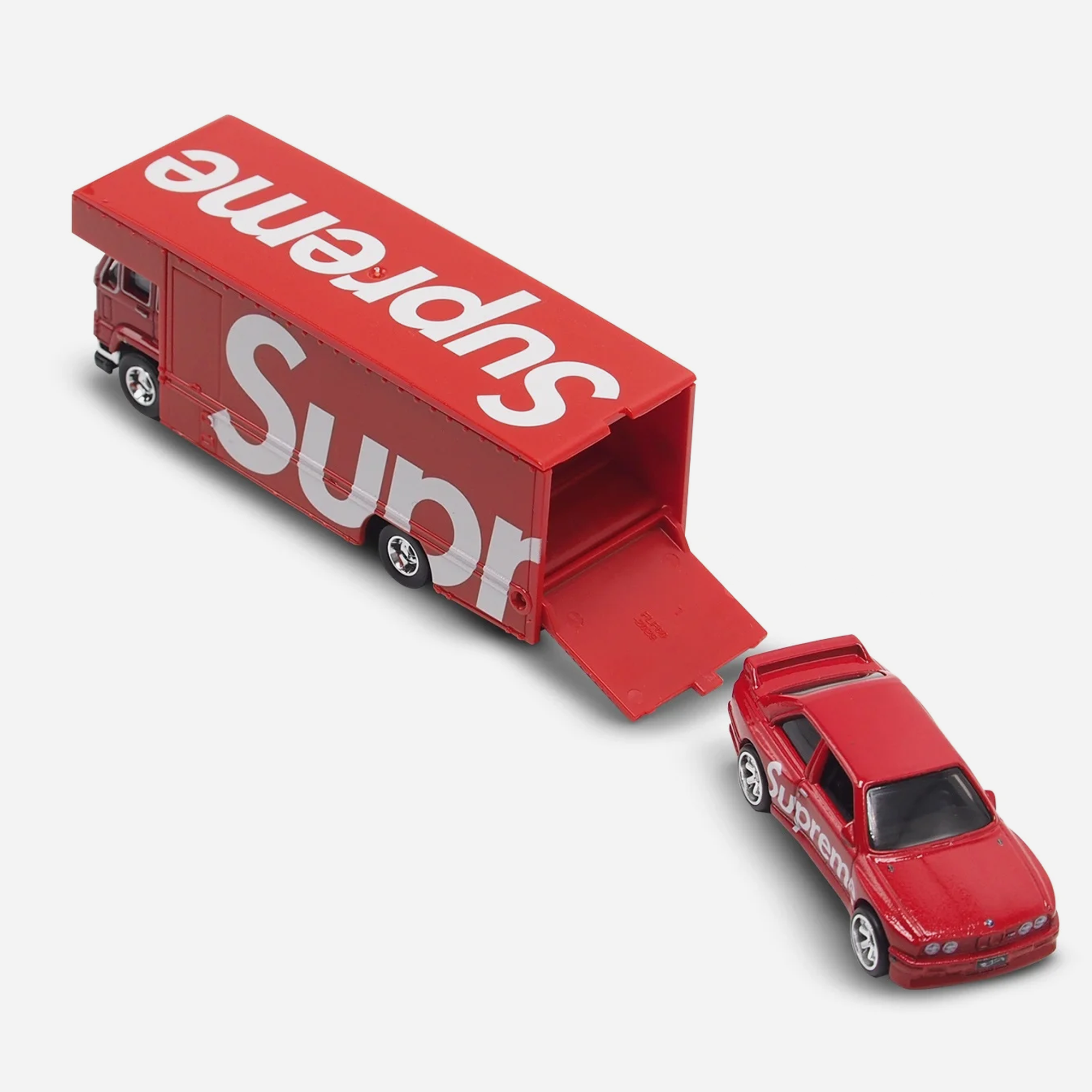 Supreme Hot Wheels Fleet Flyer + 1992 BMW M3 Red - view 2