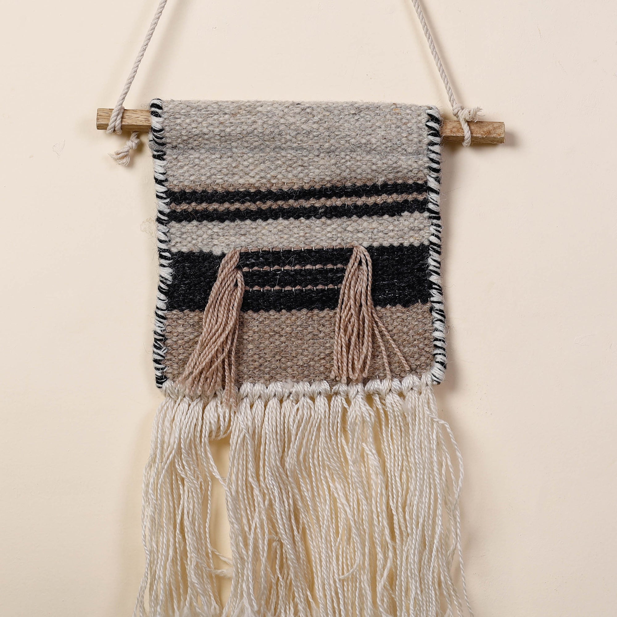 ITOKRI CRAFTS INITIATIVE Bhadohi Handwoven Wool Geometric Fringed Wall Hanging - view 2