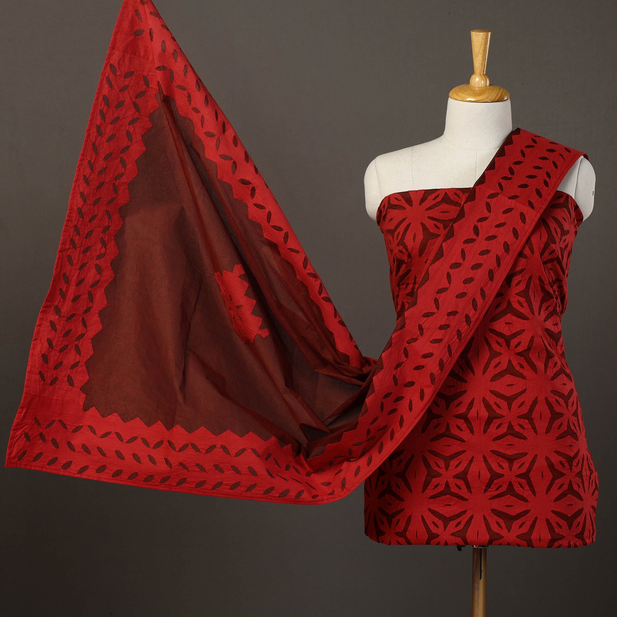 SHADES OF MARUDHARA 3pc Cut Work Cotton Barmer Applique Dress Material 38