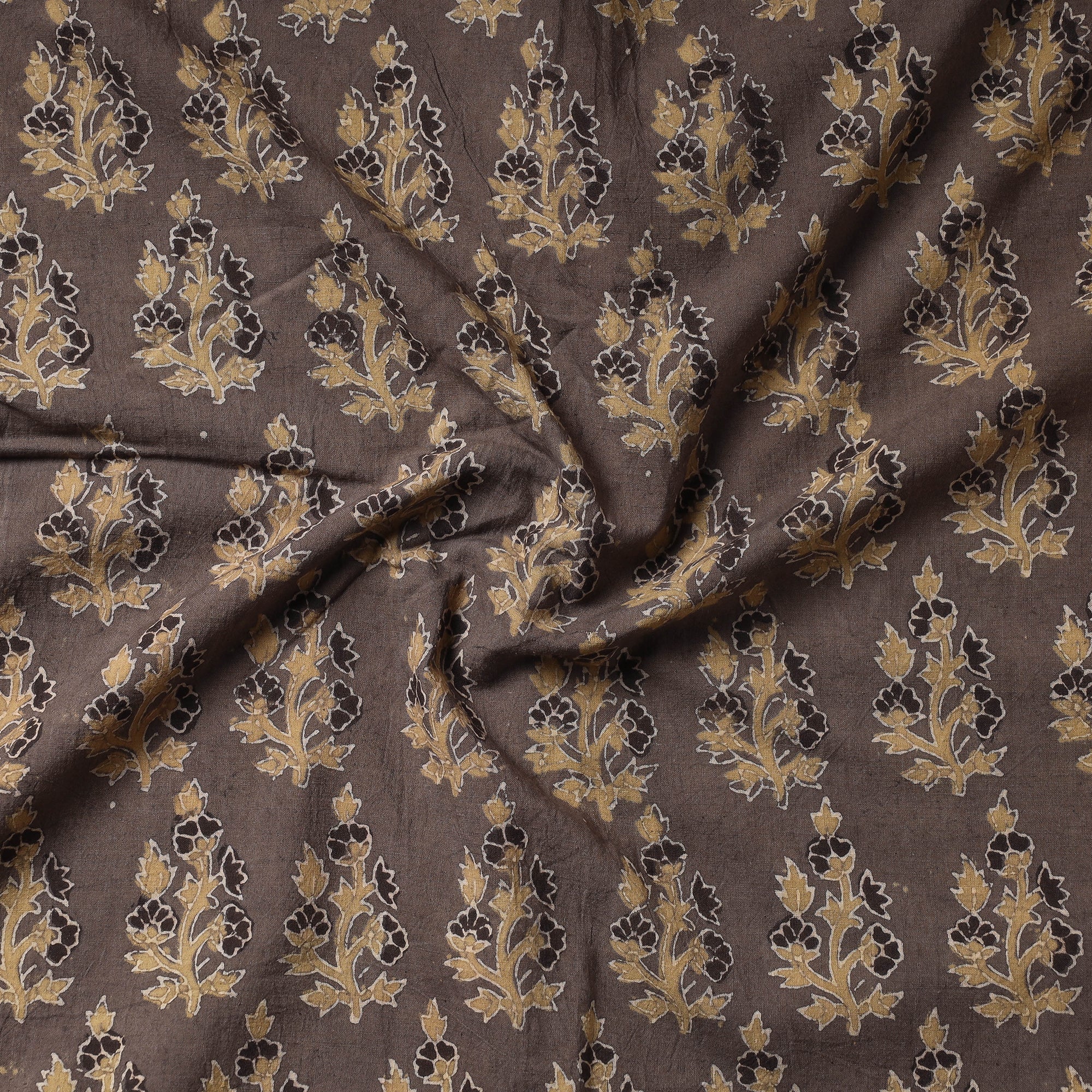AJRAKH BY JABBAR KHATRI Brown - Ajrakh Block Printed Cotton Precut Fabric (1.9 meter) - view 2