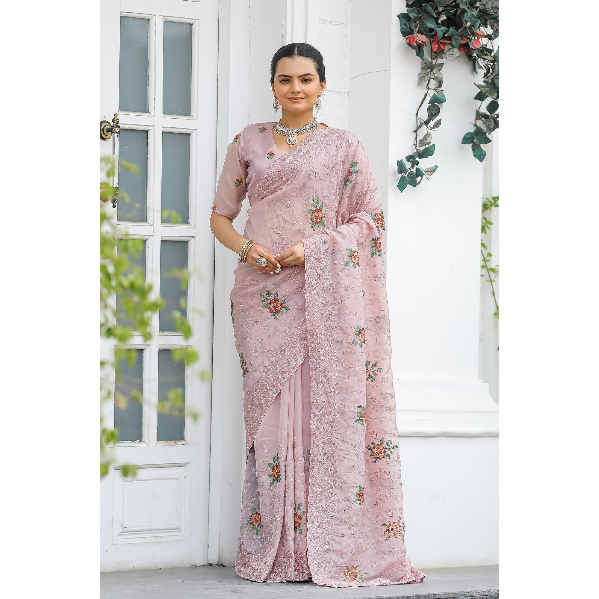 TASARIKA COUTURE Ankita Peach Chiffon Handwork Saree