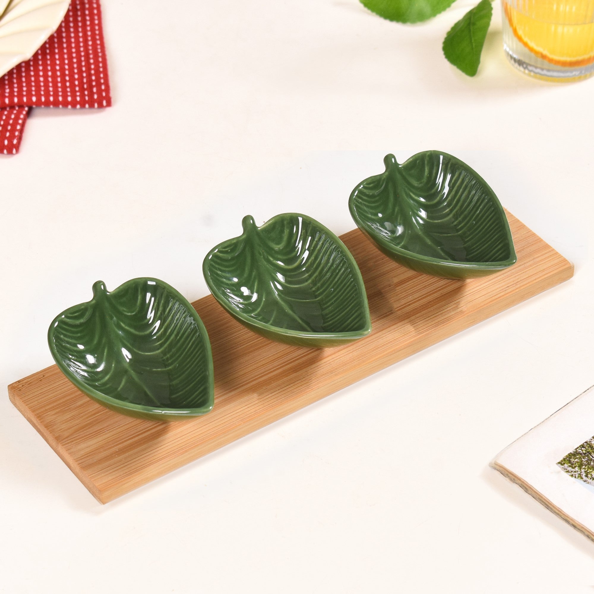 Nestasia Green Leaf Ceramic Platter Set Of 3 50ml - view 2