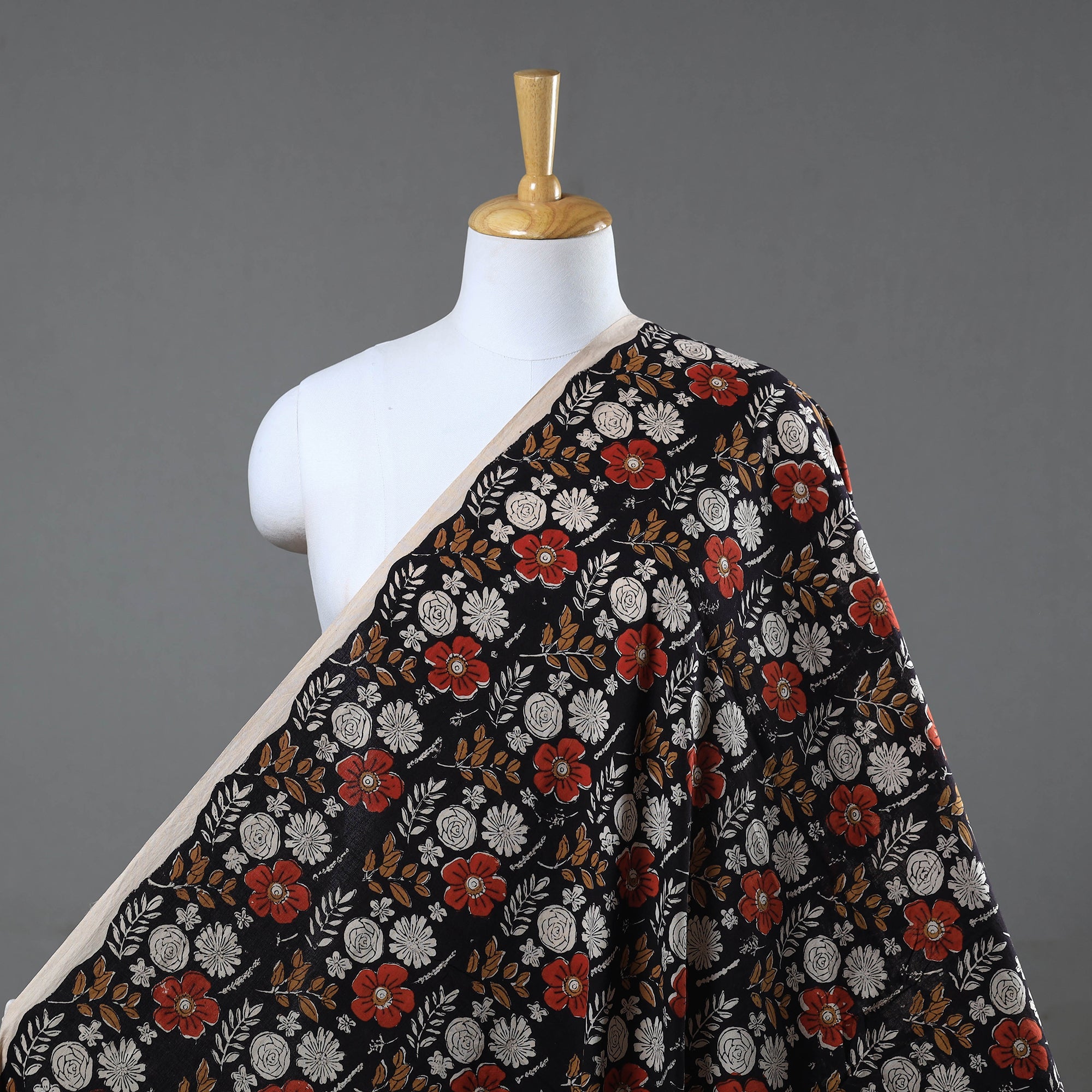 BAGRU DABU PRINTS Black - Bagru Dabu Print Fabric in Cotton 02