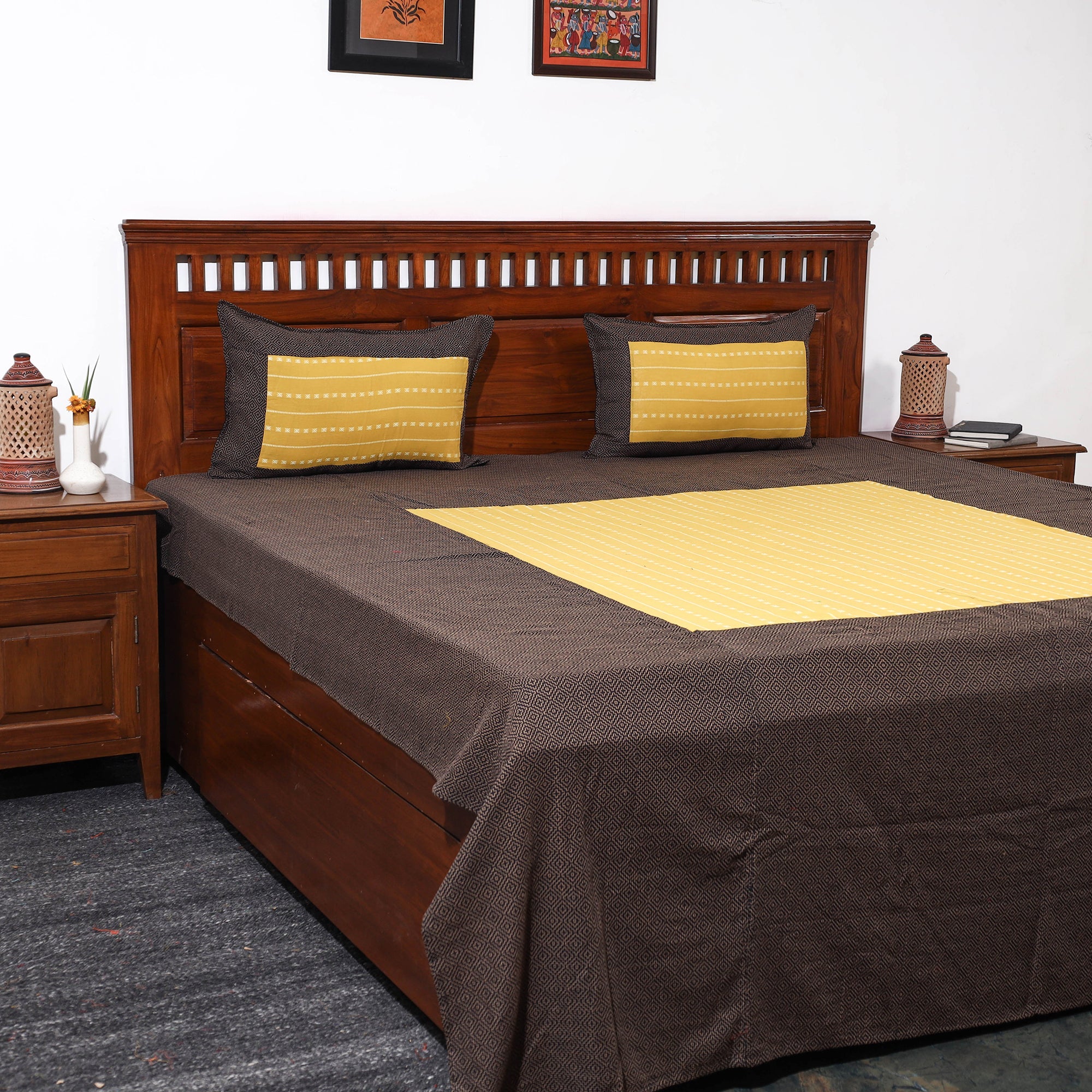 SOUTH KARGHA Brown - Jacquard Patchwork Cotton Double Bed Cover with Pillow Covers (107 x 87 in)