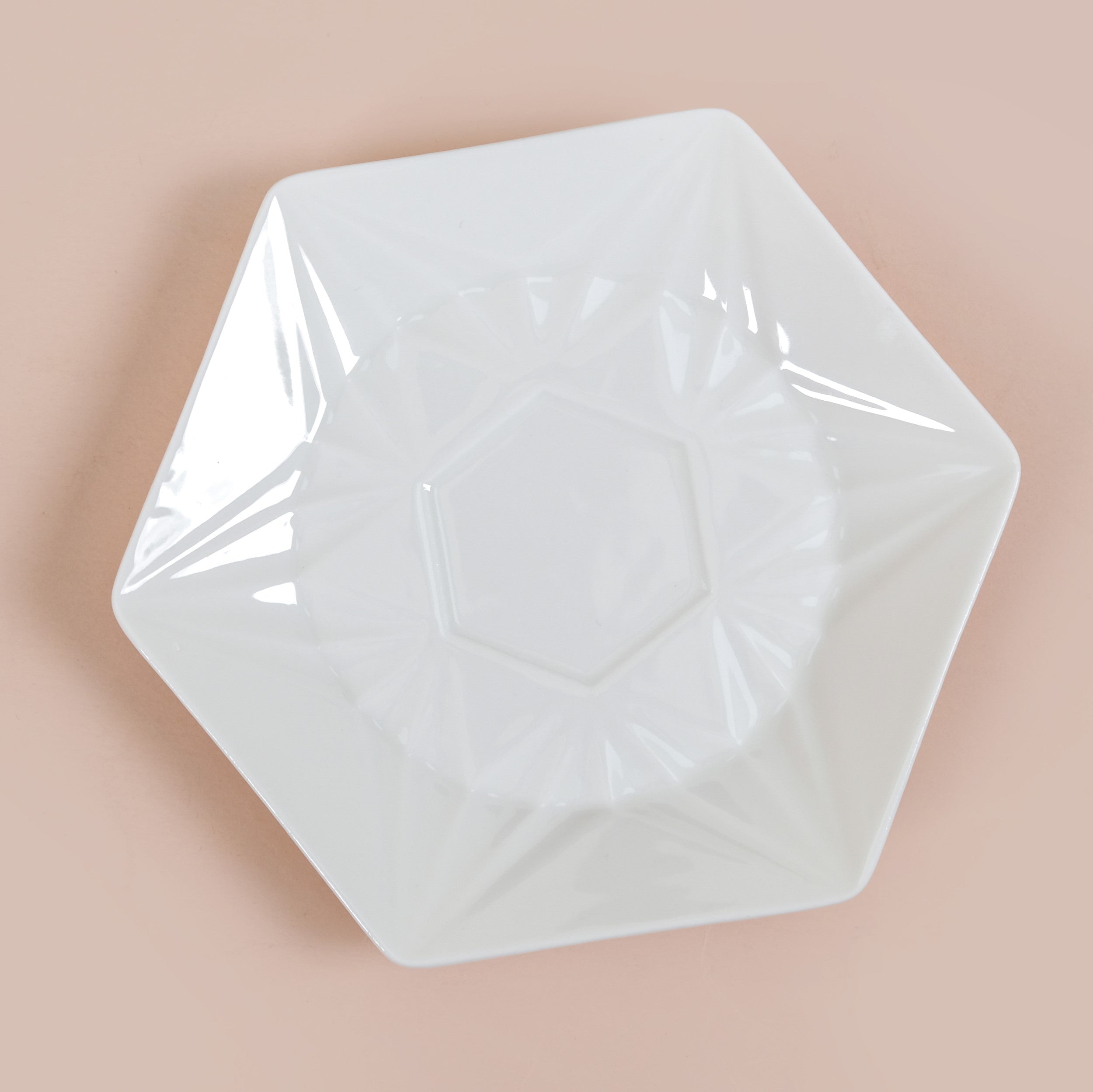Nestasia Hexagonal Minimalist White Tea Set With Wooden Stand - view 10