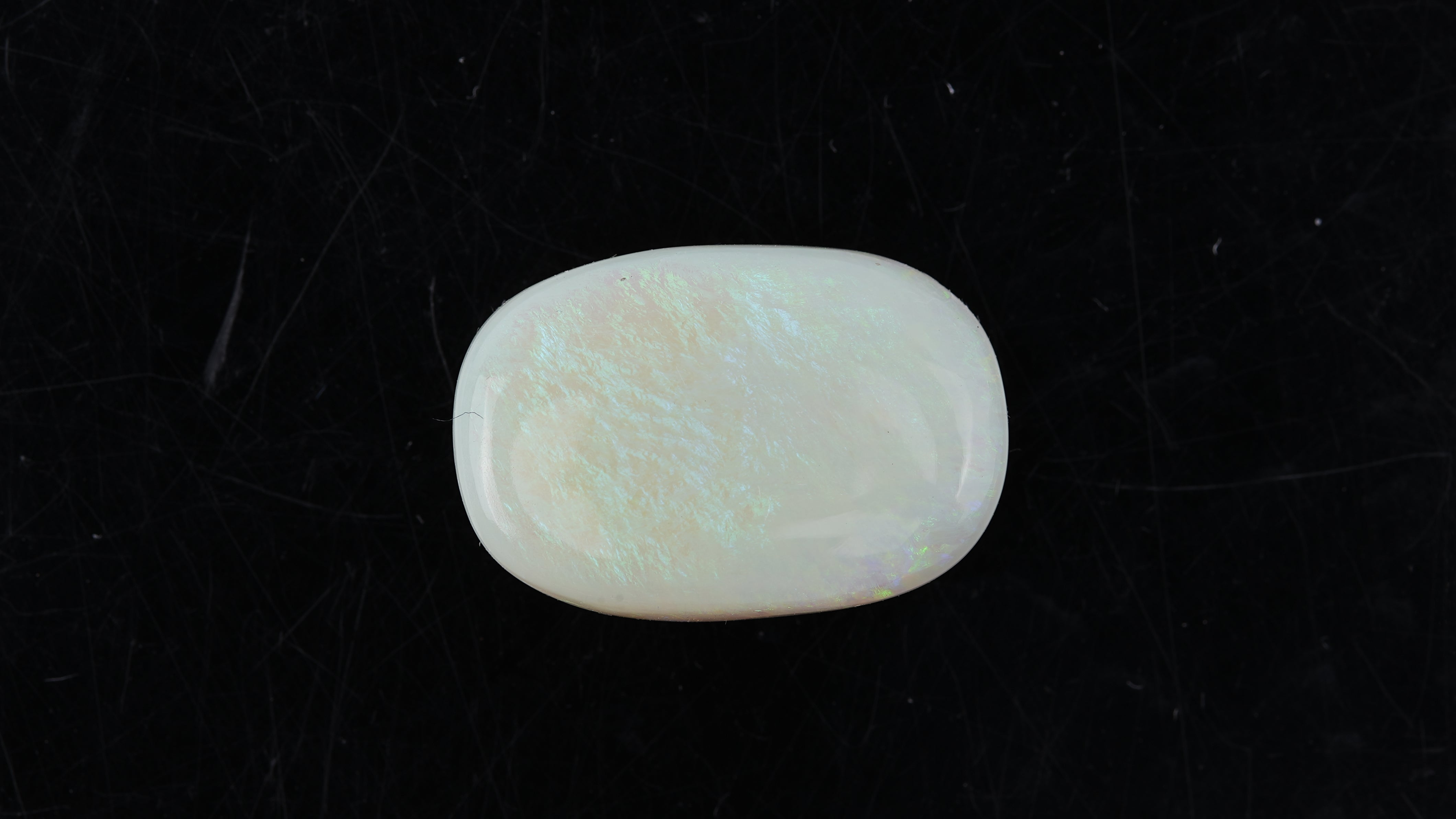 Gemsmantra Opal with Fire - 10.74 carats(11.81 ratti)