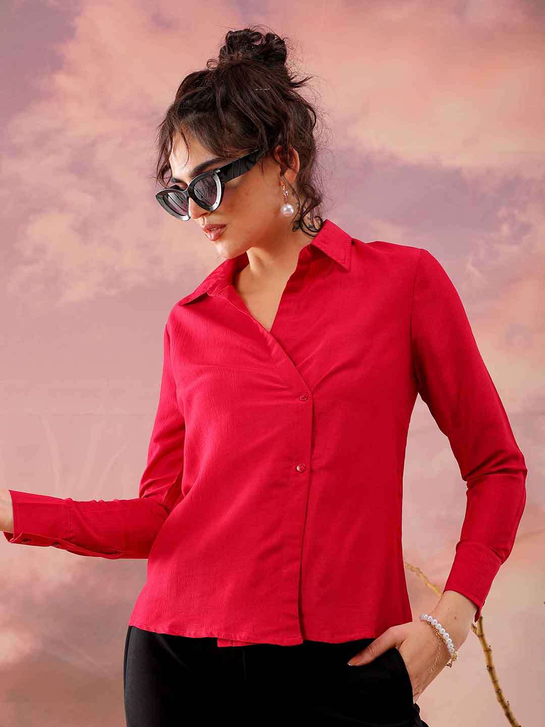 Freehand by The Indian Garage Co Women Solid Top