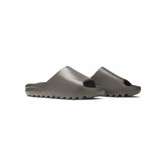 HYPE ELIXIR Yeezy Slides 'Soot' - view 2