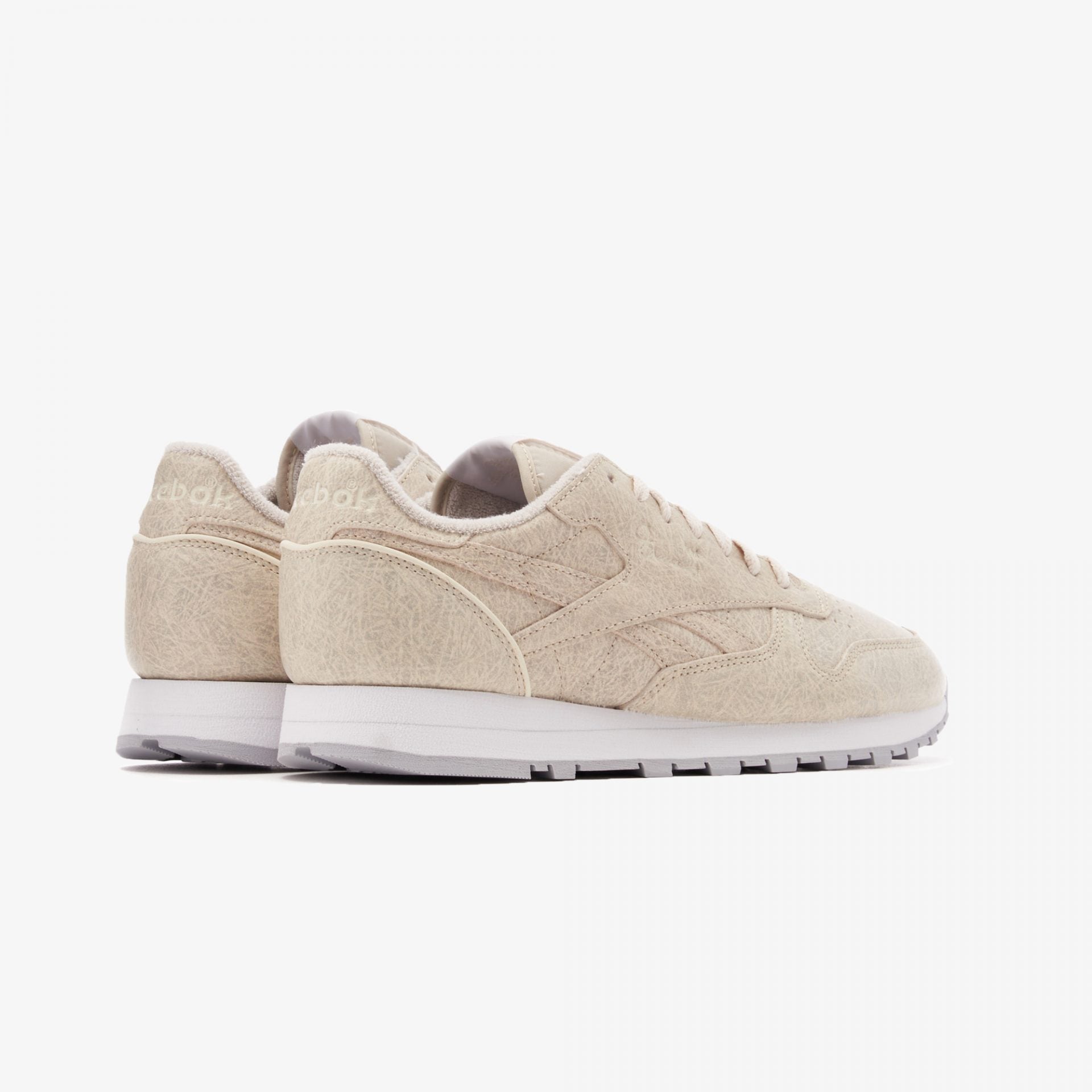 Reebok | EAMES CLASSIC LEATHER { SANDTRAP - view 2
