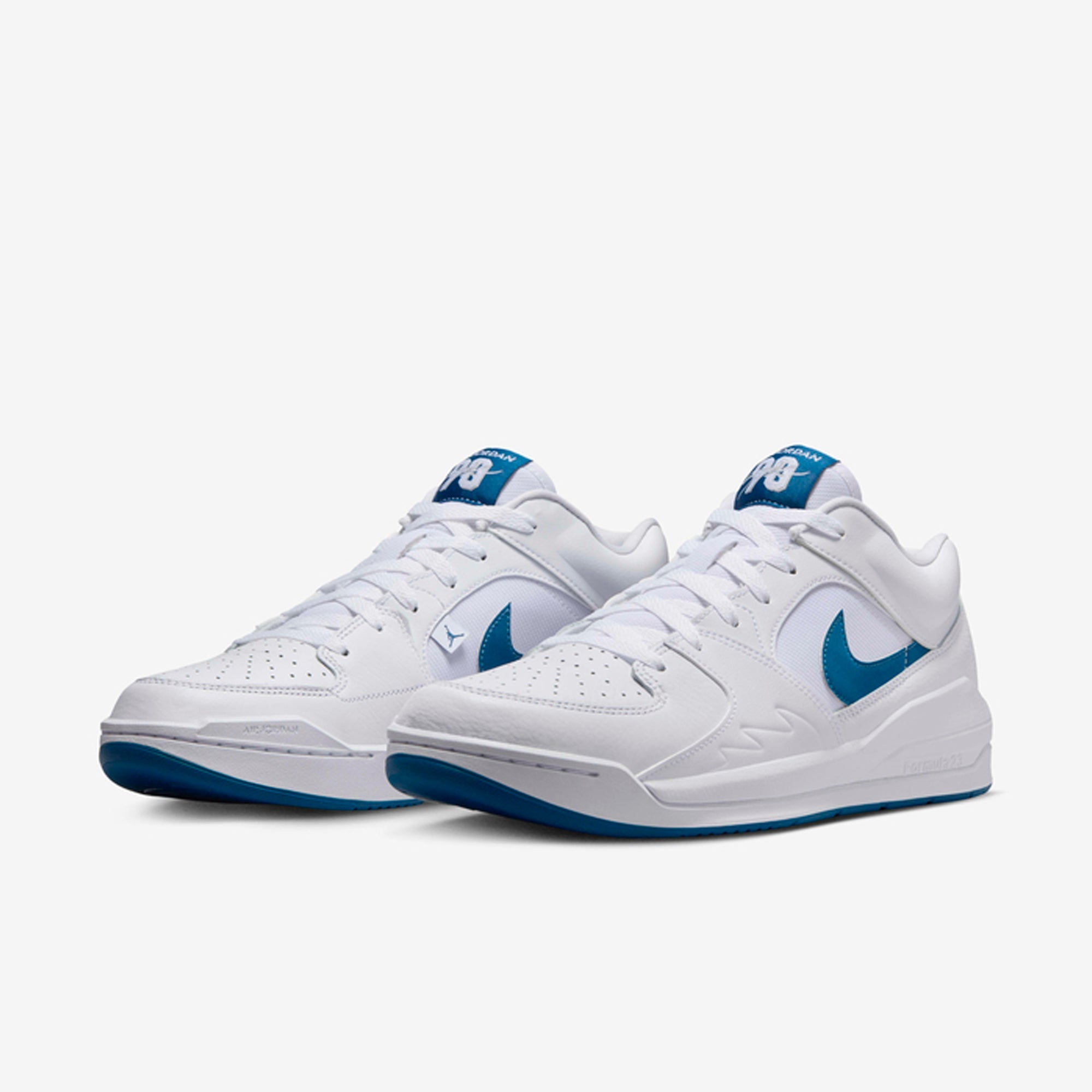 Jordan | Stadium 90 { White/industrial Blue-wolf Grey - view 2