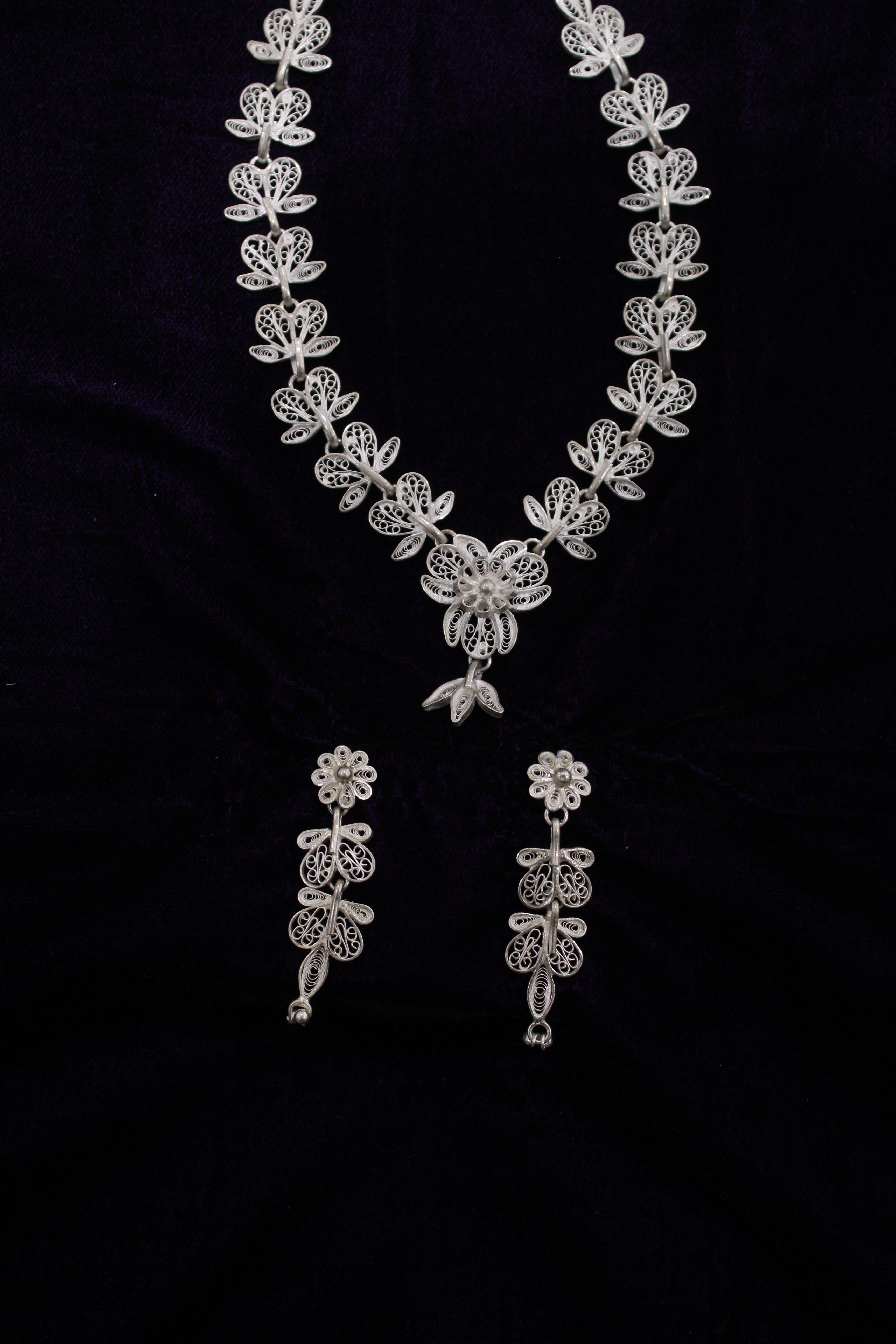 Indianvillez Pure Silver Filigree Necklace With Earrings Set