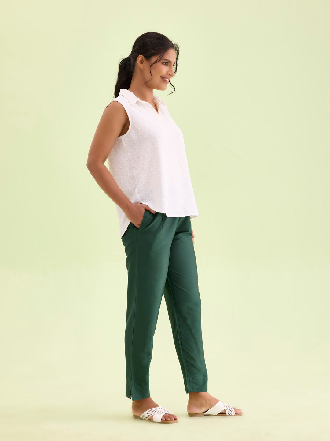 Go Colors Women Bottle Green Solid Mid Rise Metallic Pants