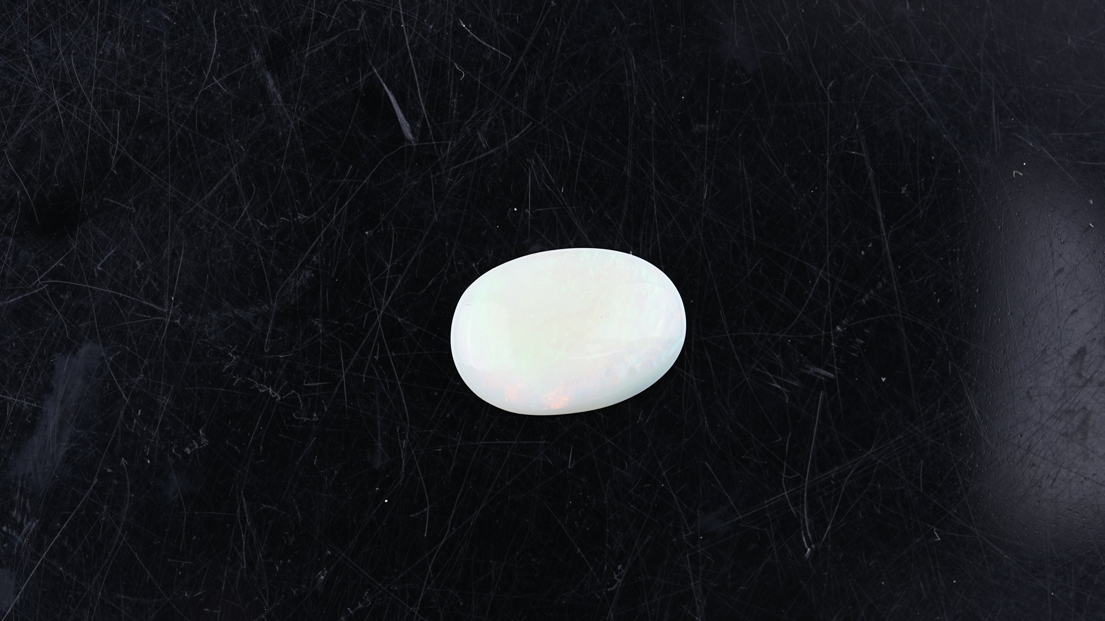 Gemsmantra Opal with Fire - 4.41 Carats (4.851 Ratti)