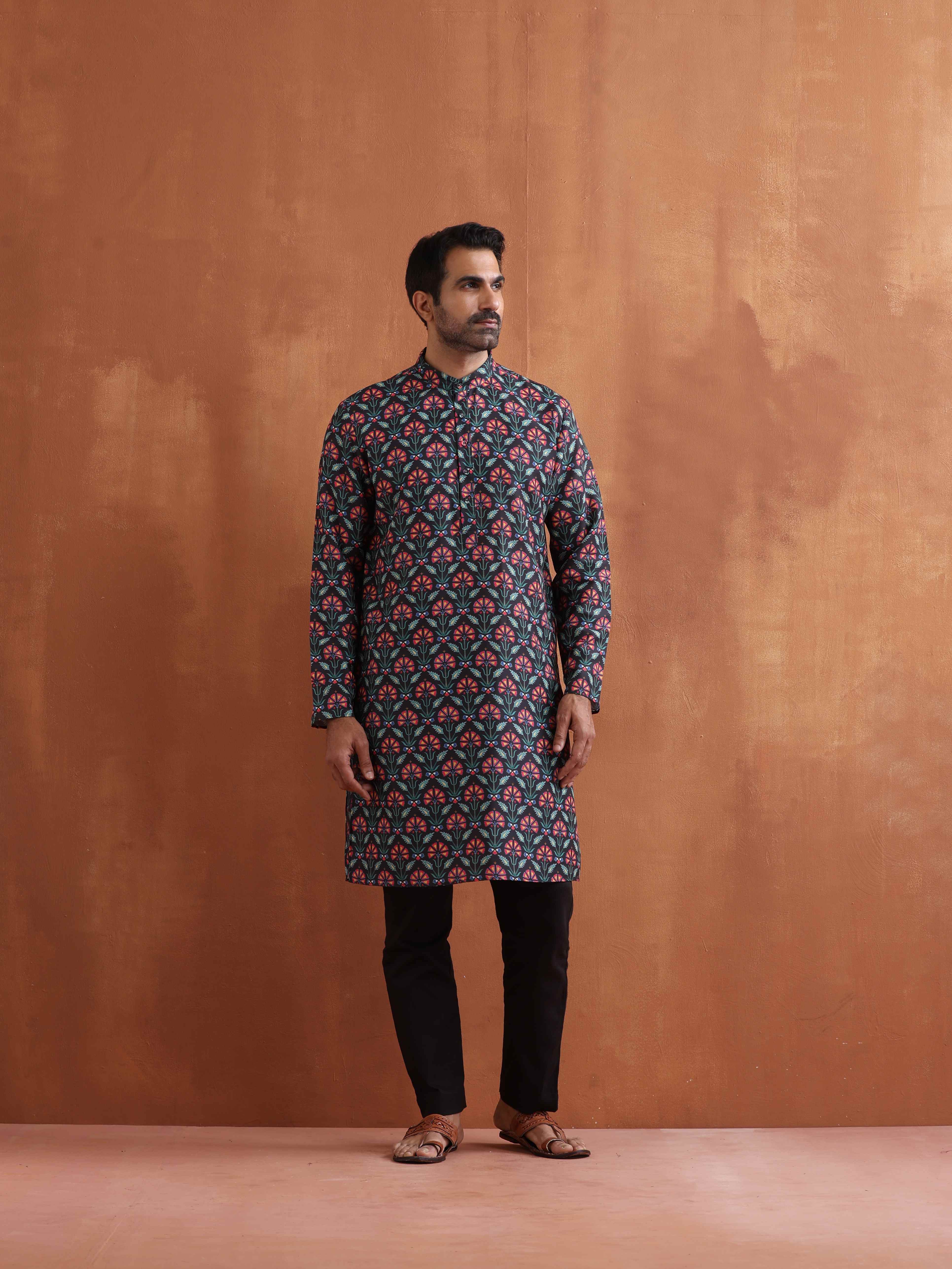 trueBrowns Men's Black printed Kurta - view 6