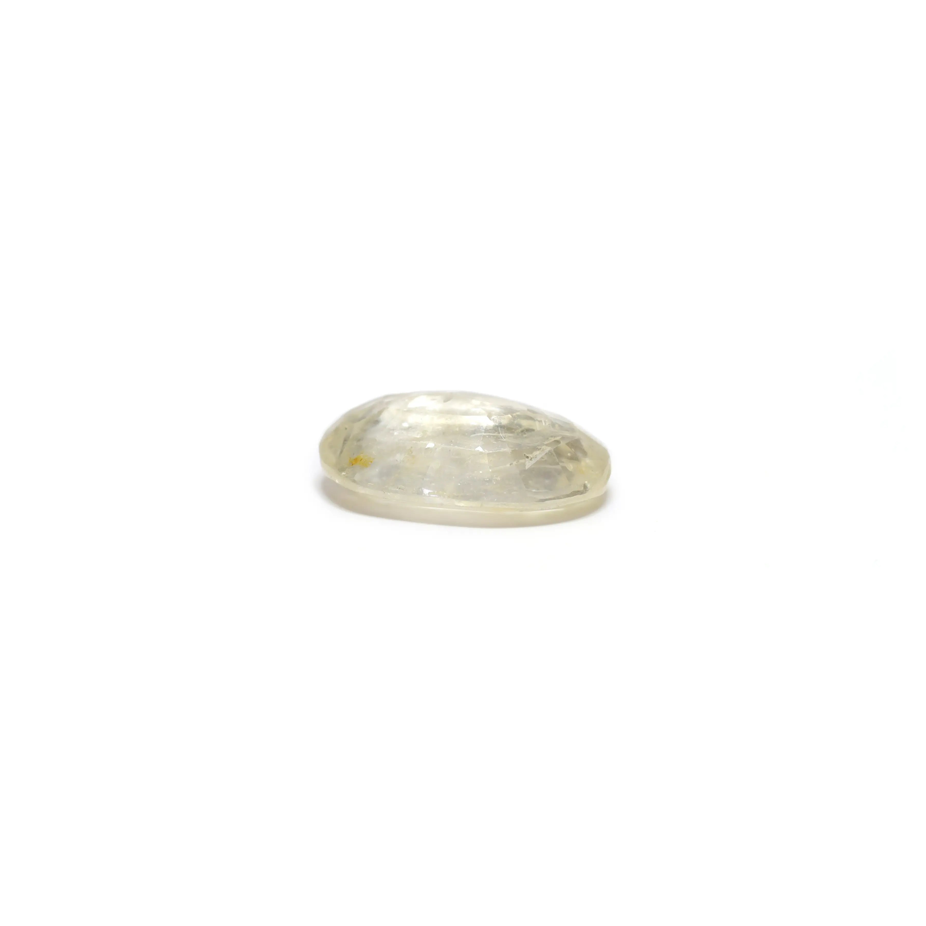 Pramogh Yellow Sapphire - 3.1 Carat - view 3
