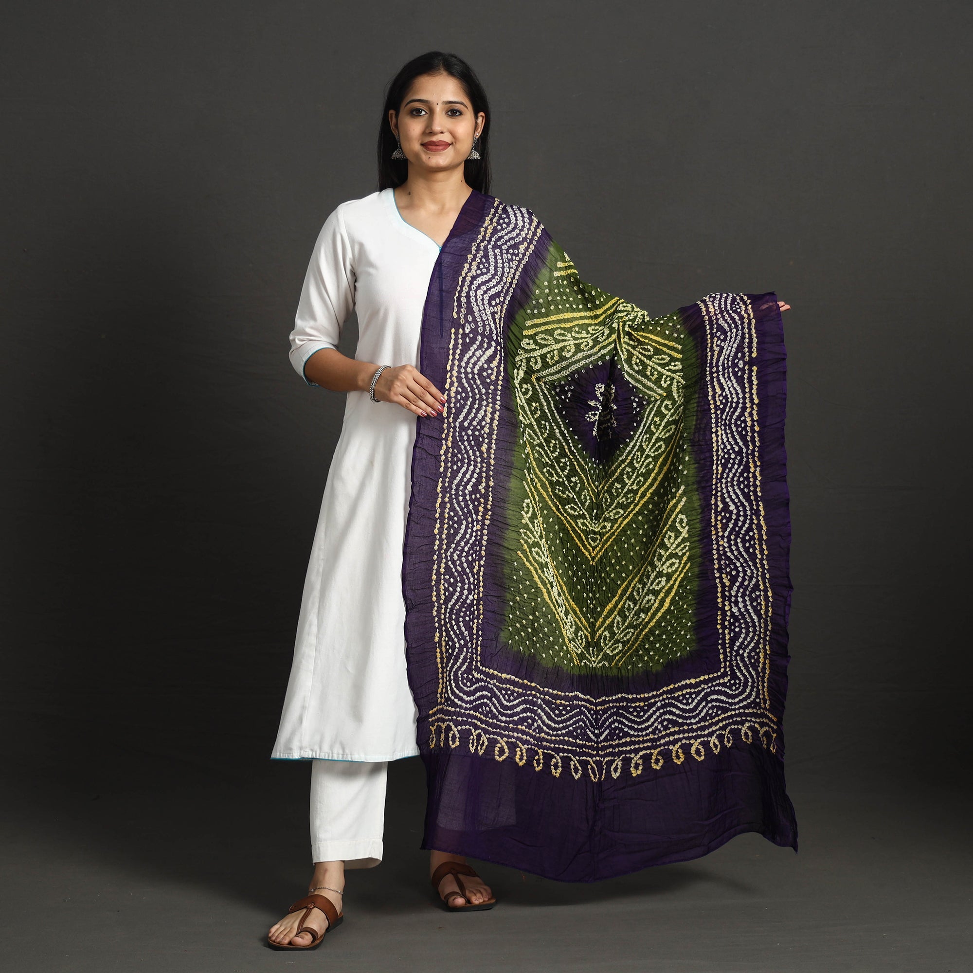 KACHCHH JI CHHAAP Kutch Tie-Dye Cotton Bandhani Dupatta 30