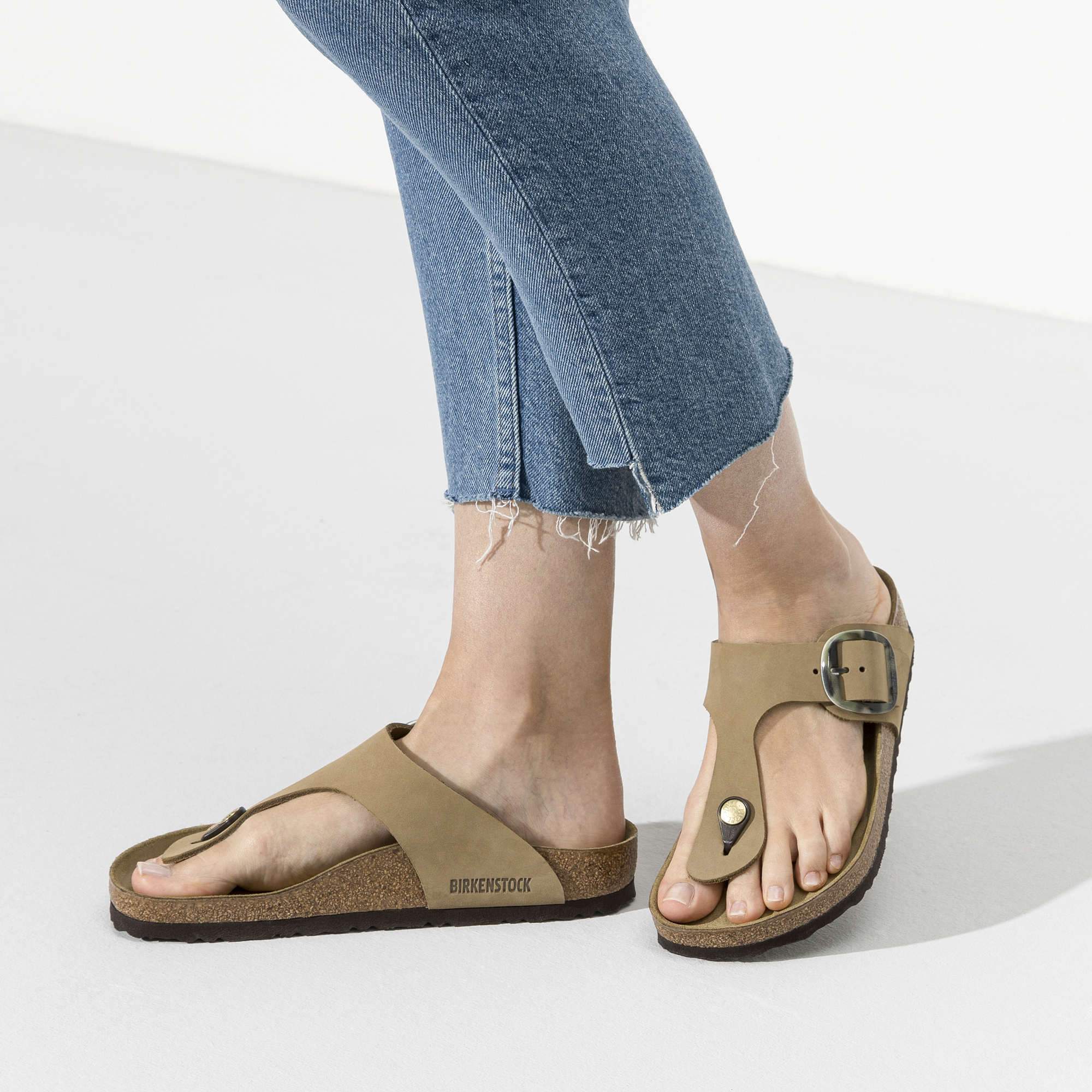 Birkenstock Gizeh Big Buckle Nubuck Leather – Green Green/Mud Green - view 7