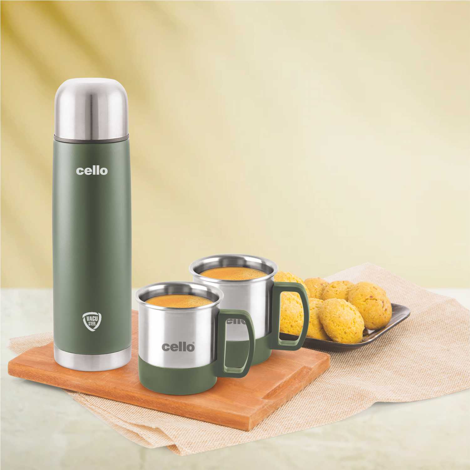 Cello Duro Classic Vacusteel Flask with Mugs Gift Set, 3 Pieces - view 2