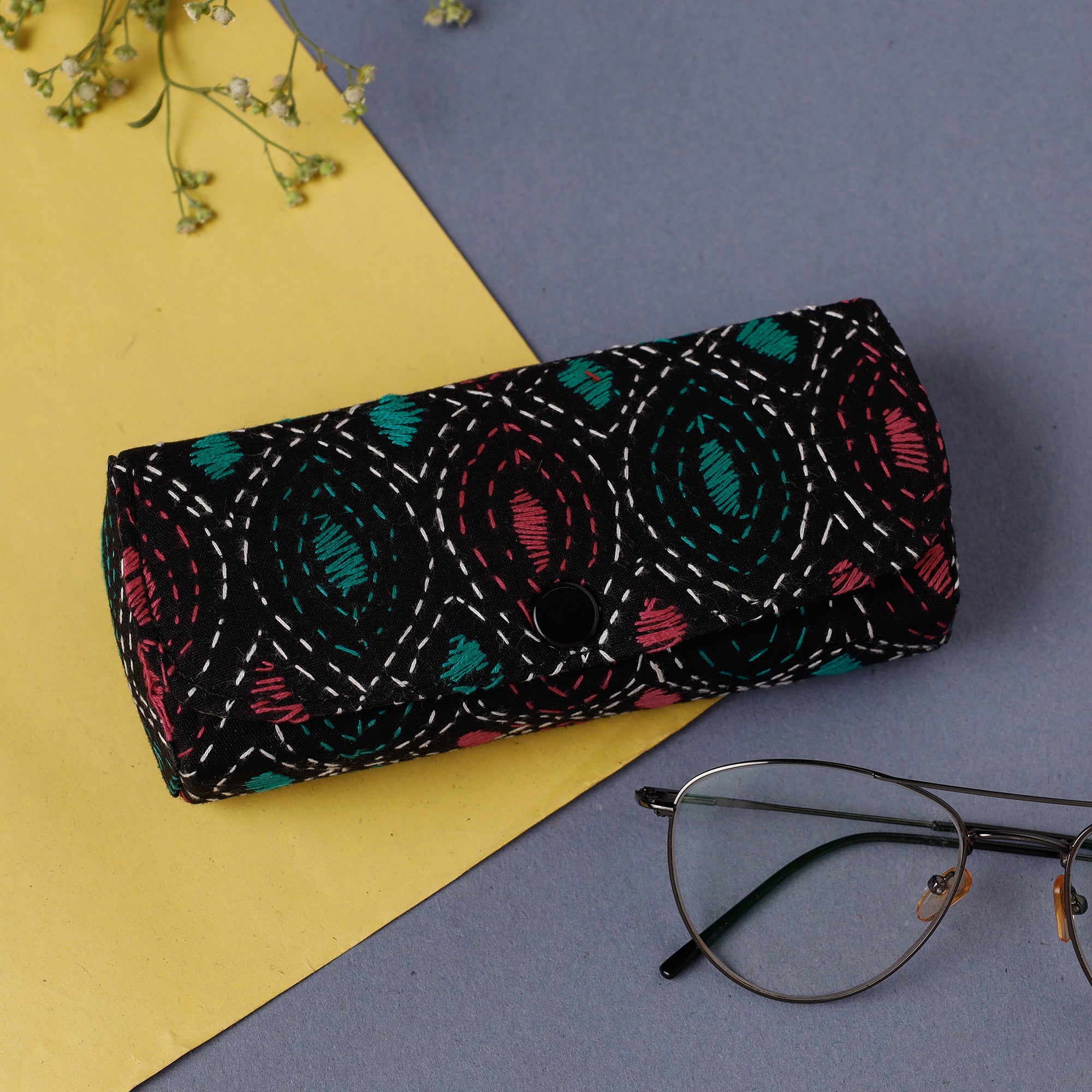 ASALKAAR Bengal Kantha Work Handcrafted Spectacles Case