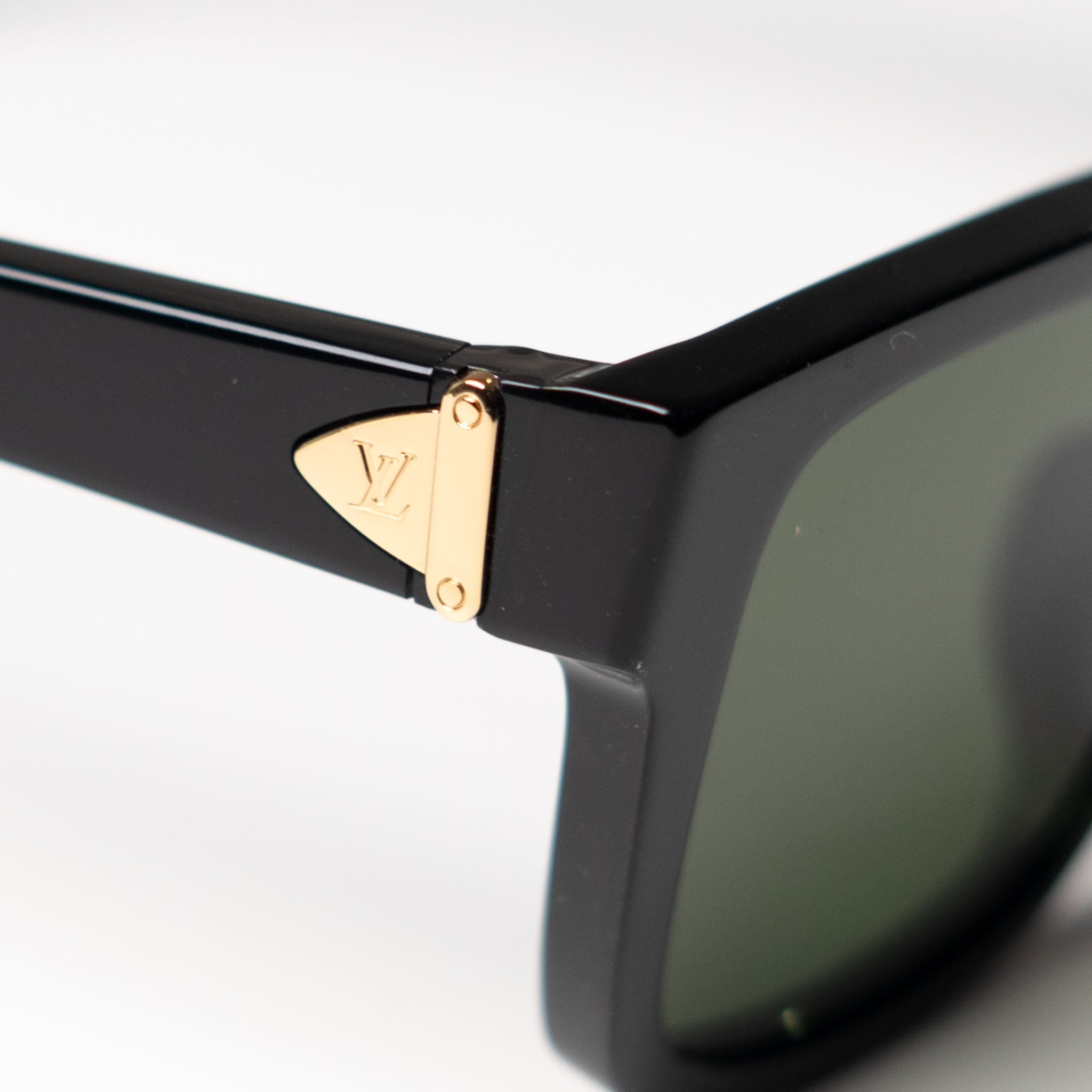 Louis Vuitton Escape Square Sunglasses - view 4
