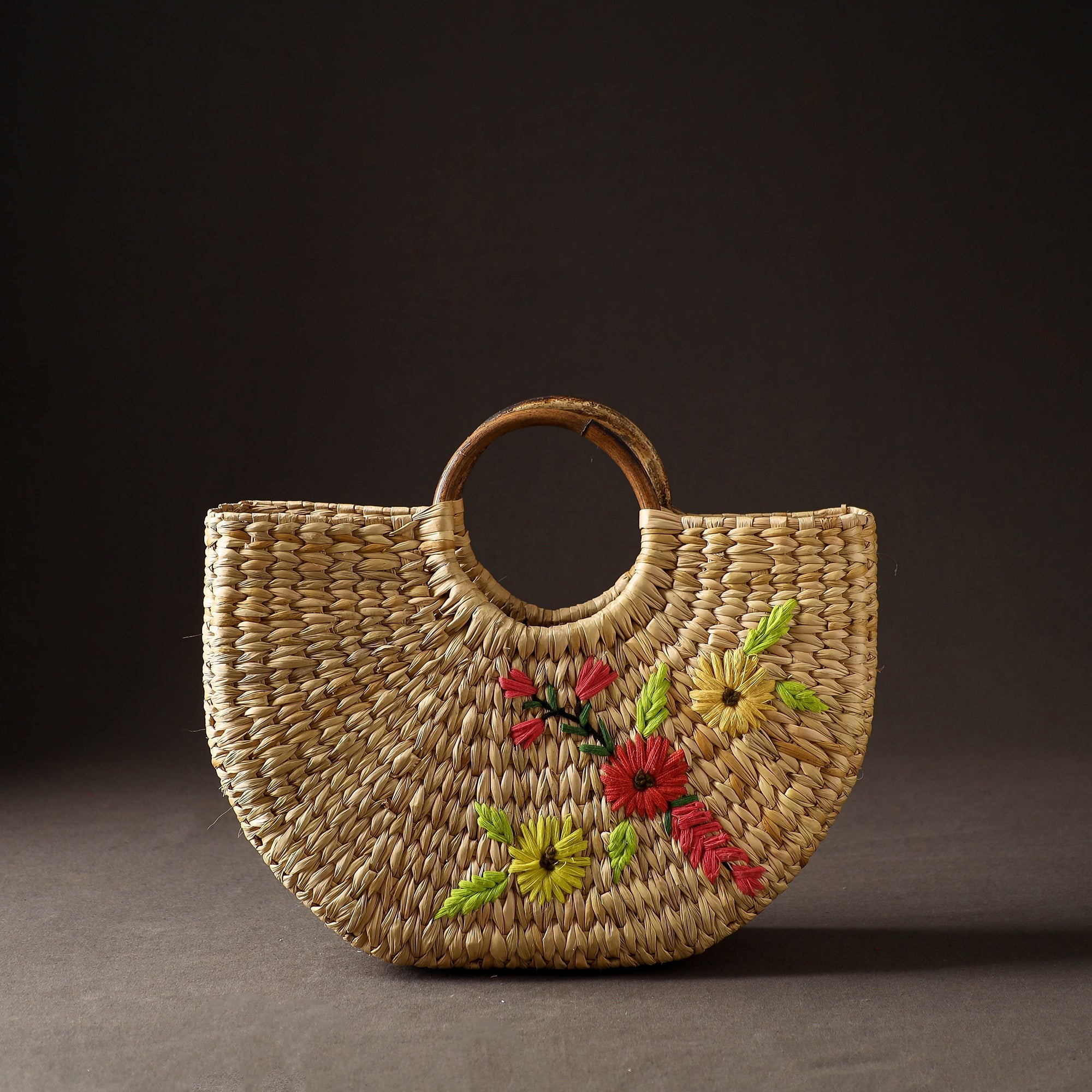 ITOKRI CRAFTS INITIATIVE Beige - Handcrafted Natural Water Reed Embroidered Hand Bag