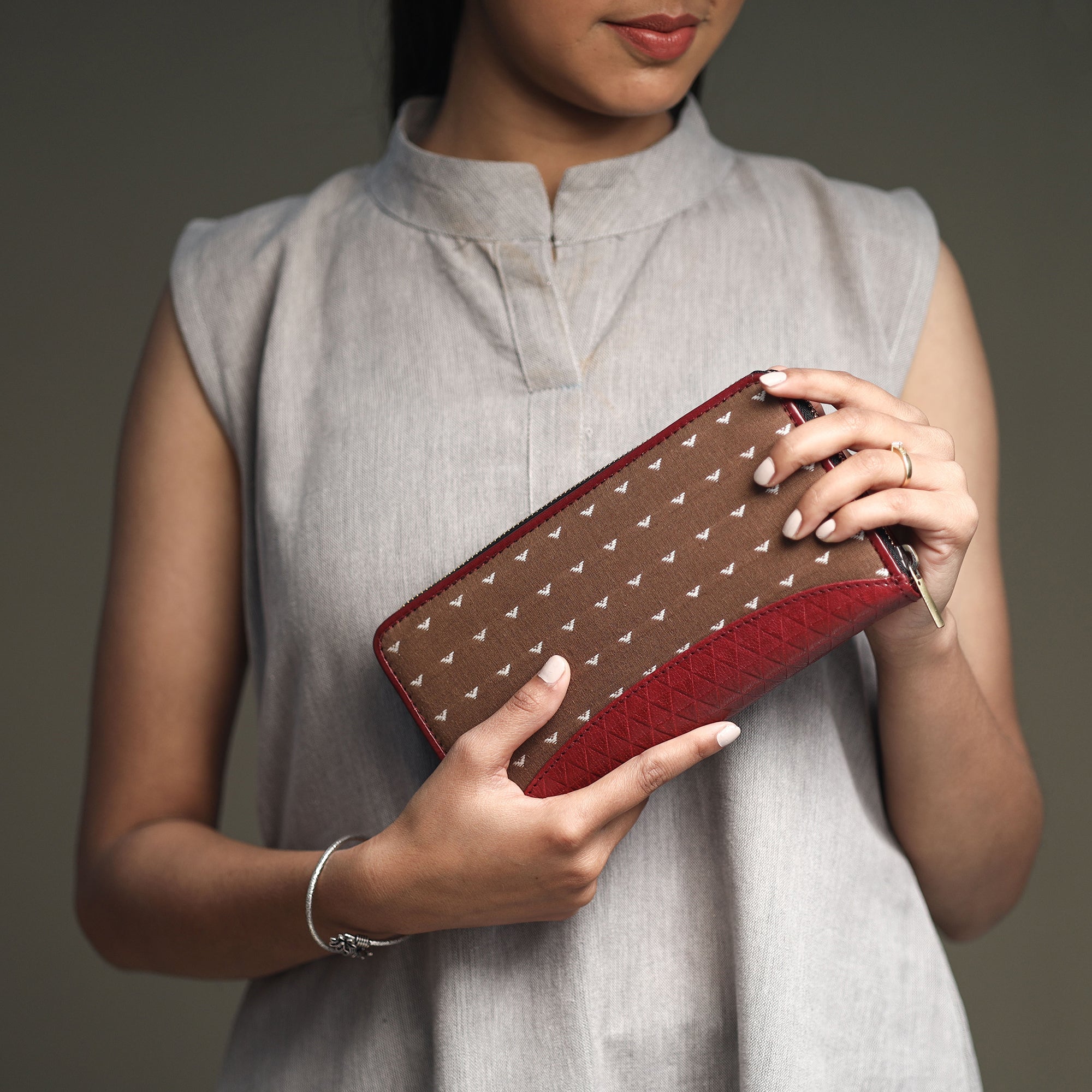 ASALKAAR Brown - Handcrafted Jacquard Weave Leather Wallet