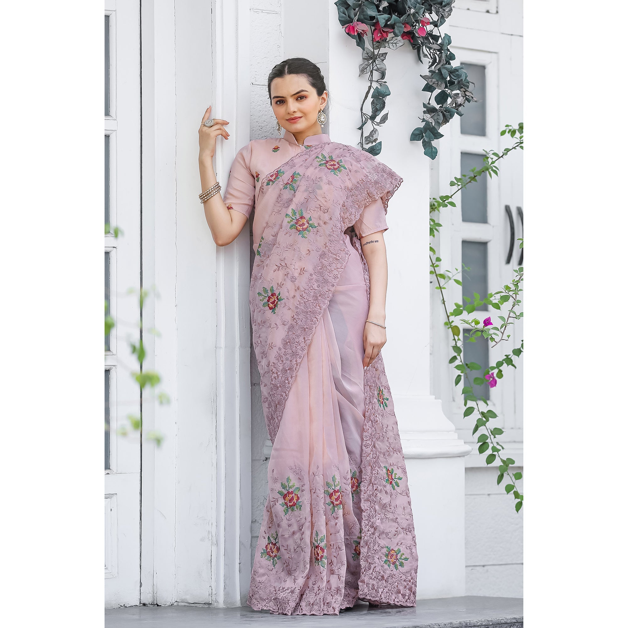 TASARIKA COUTURE Ankita Pink Chiffon Handwork Saree - view 2