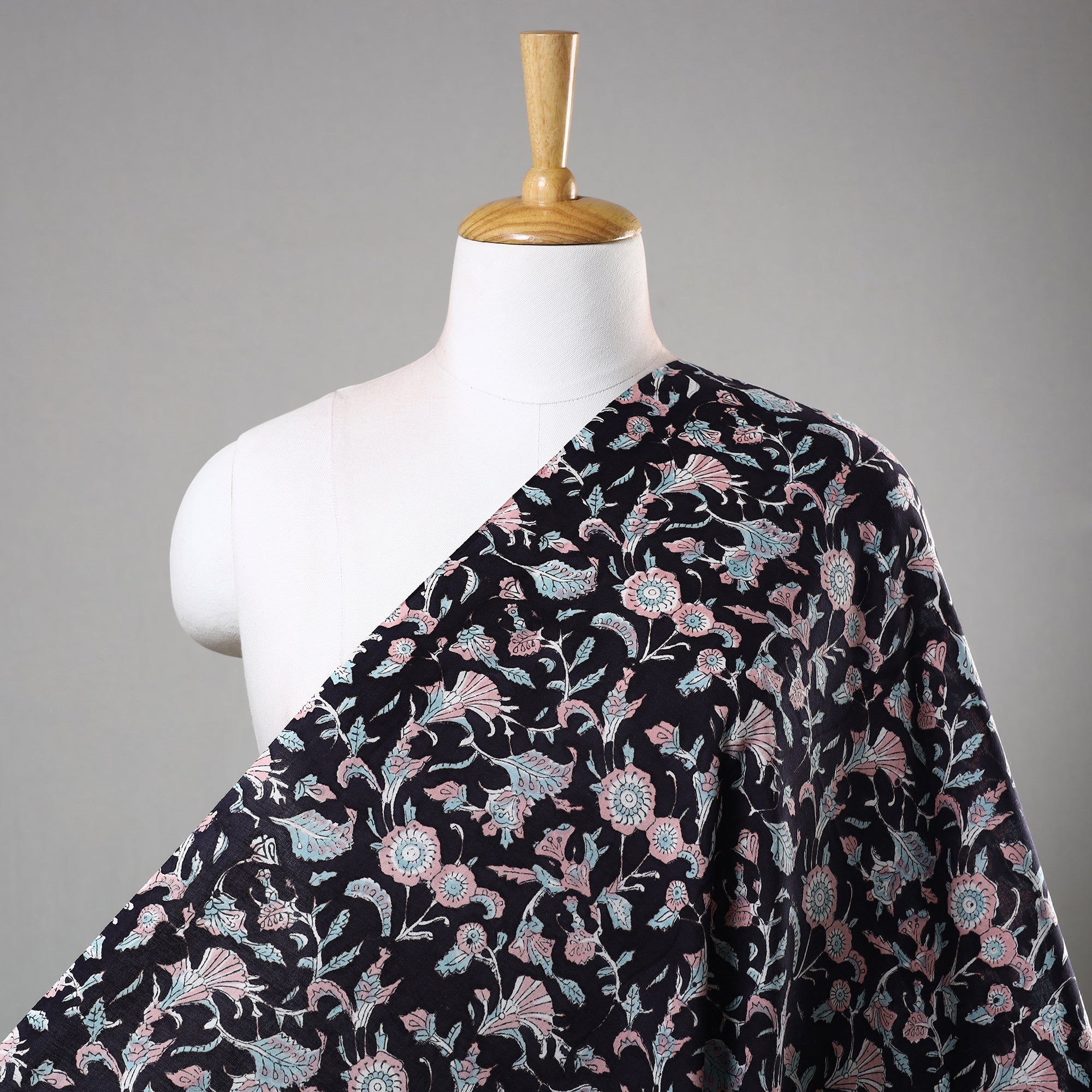 KUSUMLATA Black - Pure Cotton Sanganeri Print Fabric 05