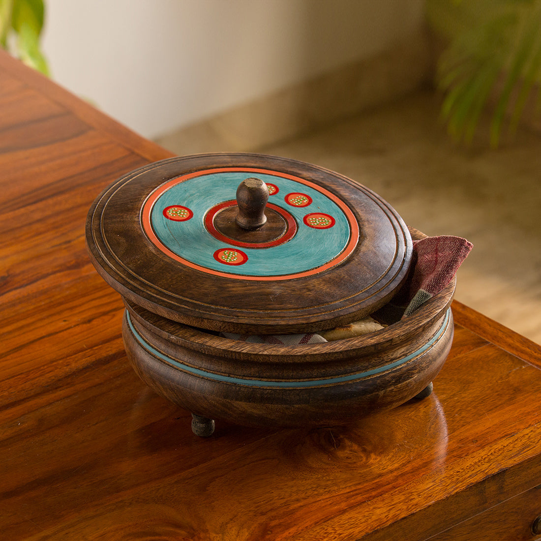 EXCLUSIVELANE 'Desert Stash' Handpainted Chapati Box In Mango Wood