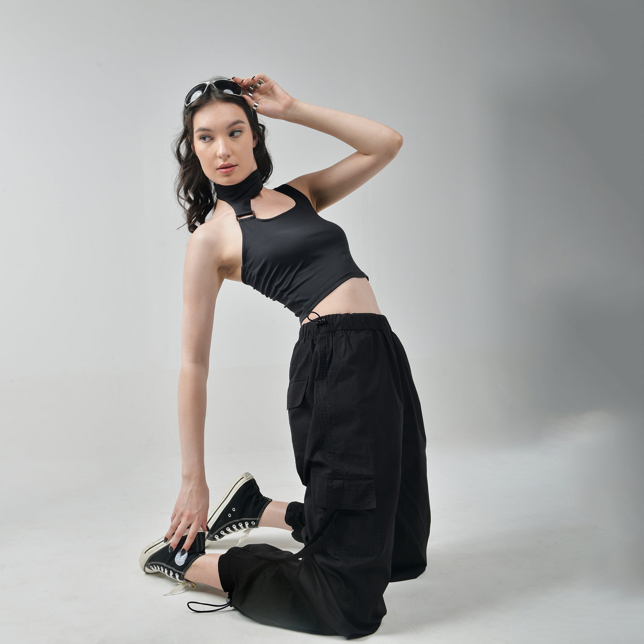 I Z F Black Buckle Top & Cargo Para Pants Black - view 2