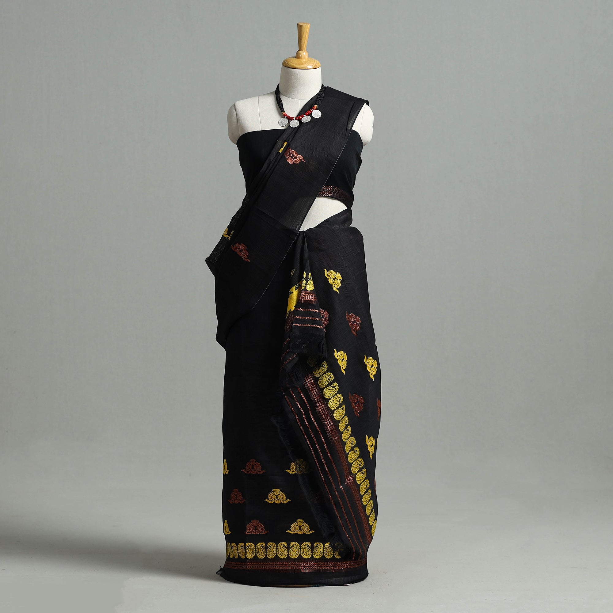 WEAVE INDIA BY SHEIKH MOIDUN NILUFAR Black - Assam Handloom Tussar Mekhela Chador with Blouse Piece 14