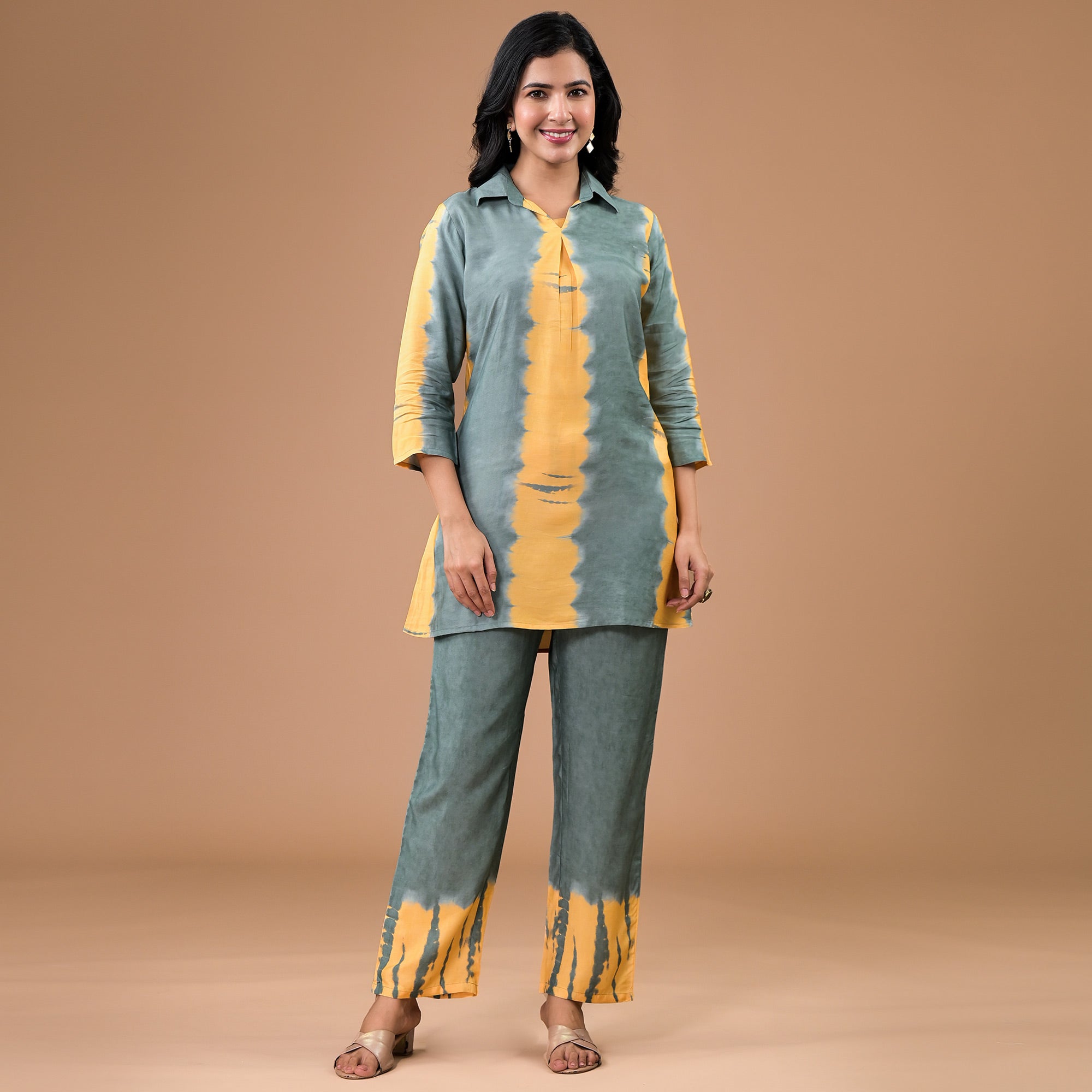 Peachmode Bottle Green Tie Dye Printed Muslin Co-Ord Set - view 2