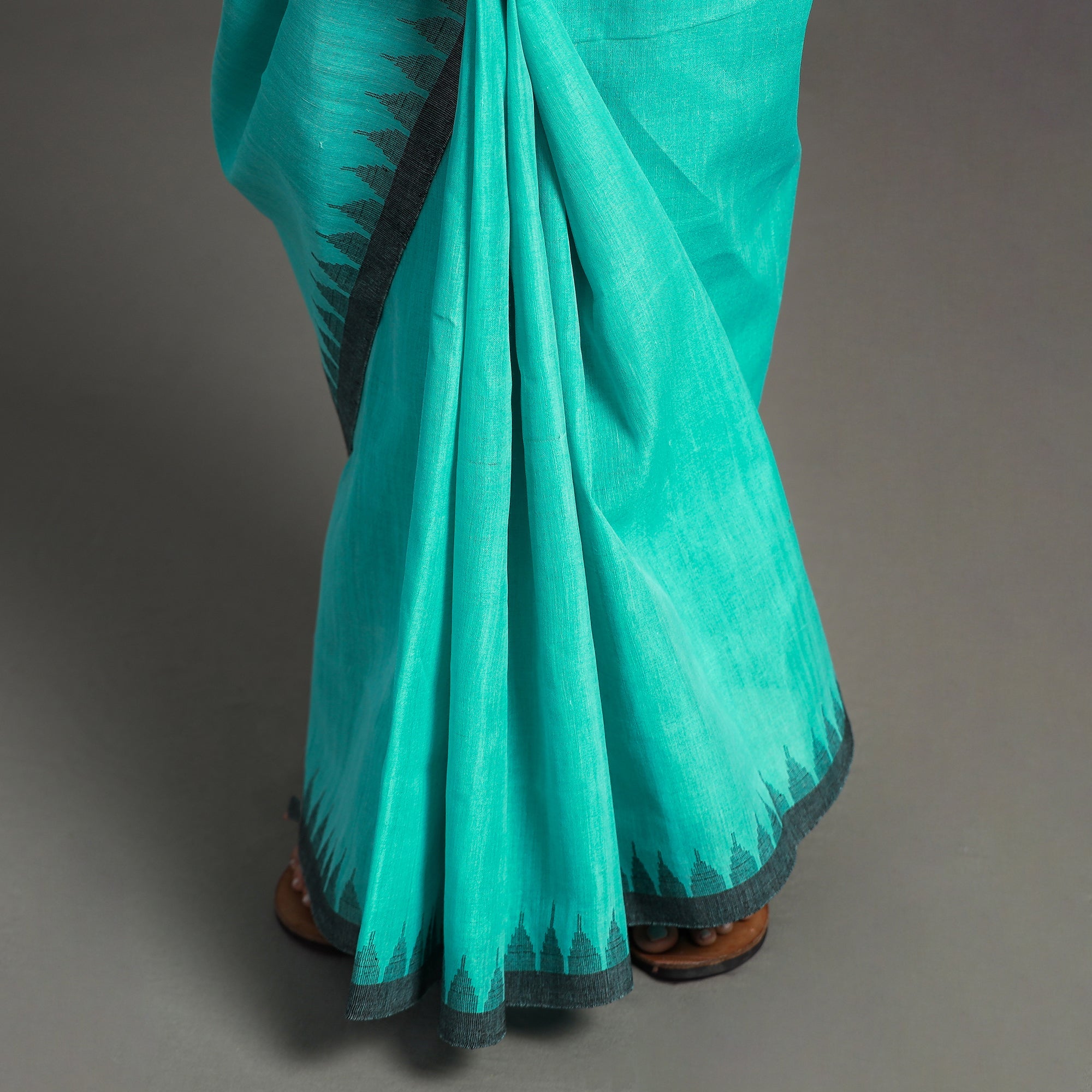 ITOKRI CRAFTS INITIATIVE Green - Traditional Moirangphee Manipuri Pure Handloom Cotton Saree - view 3