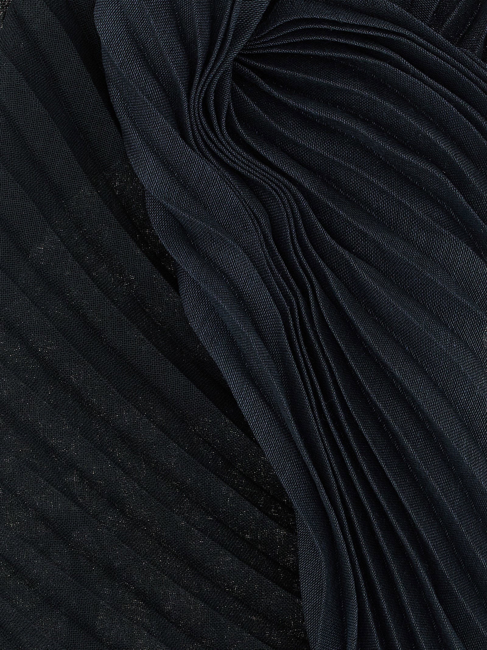 Issey Miyake Gradation Ramie Pleats Stole – 80% polyester, 20% ramie - view 2