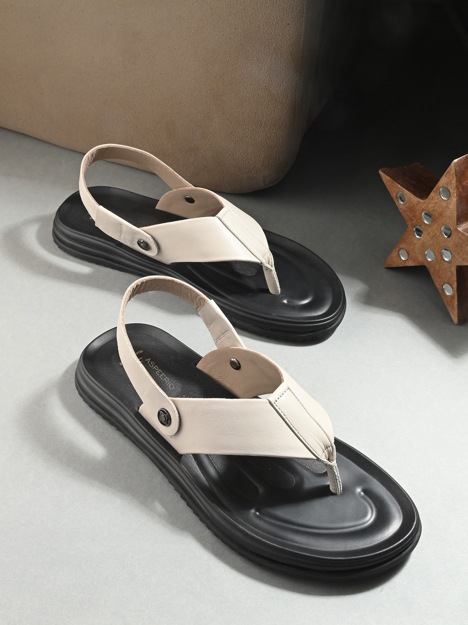 Egoss Shoes Comet Leather Sandals by Aspeerio - view 15