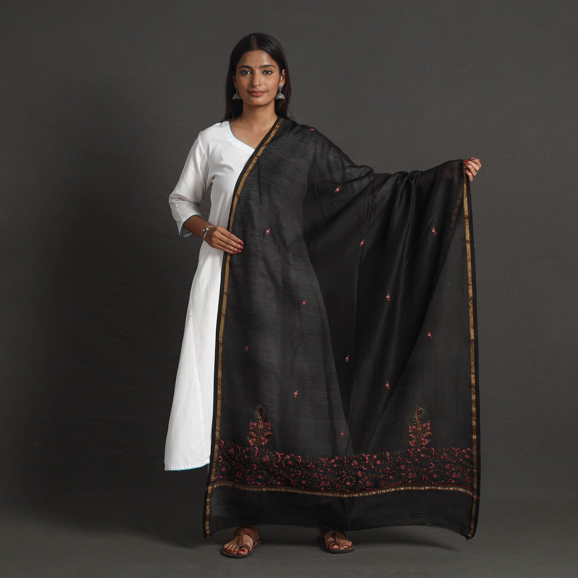 ITOKRI CRAFTS INITIATIVE Black - Handloom Chanderi Silk Kashida Embroidery Dupatta 09