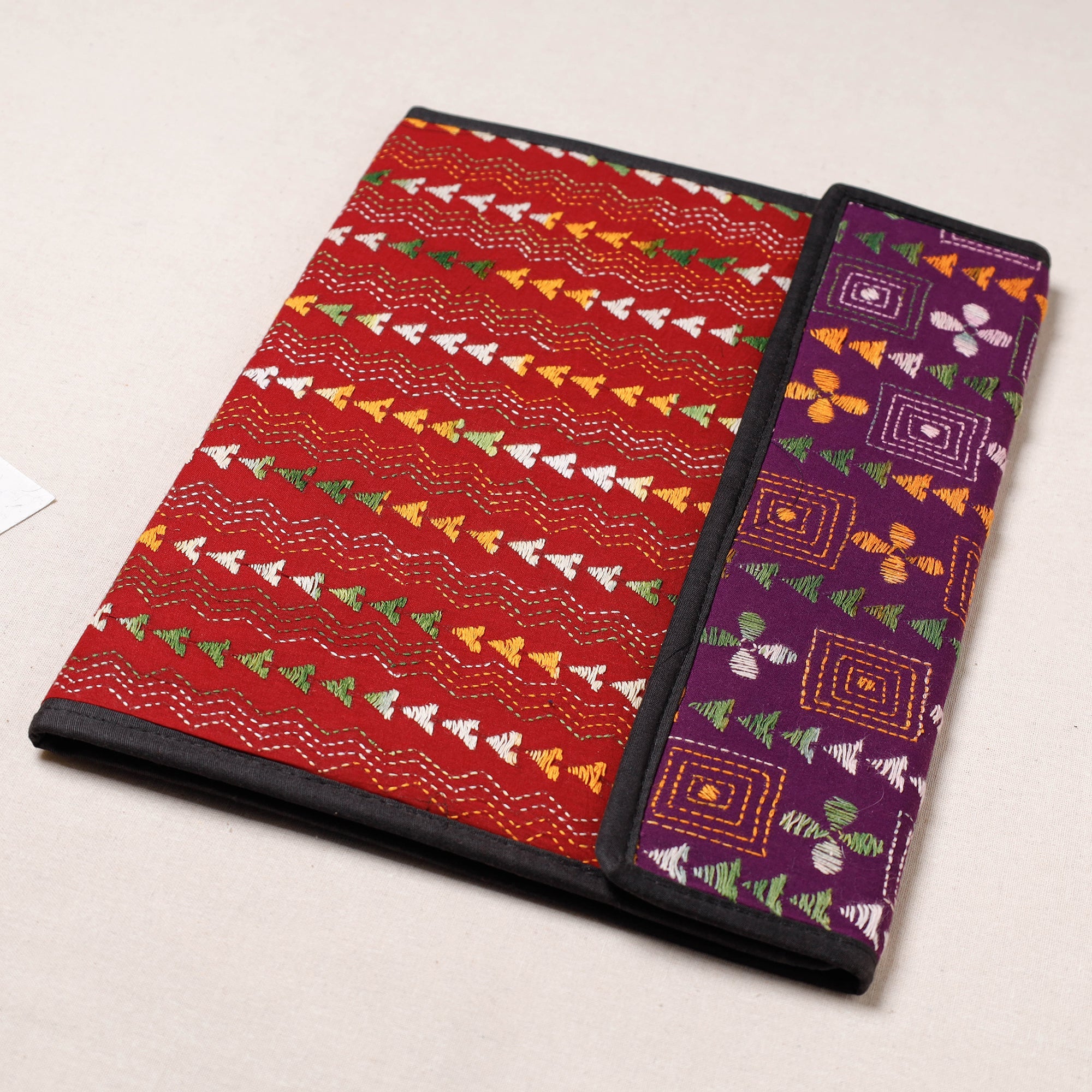 ASALKAAR Bengal Kantha Work Handcrafted File Folder - view 2