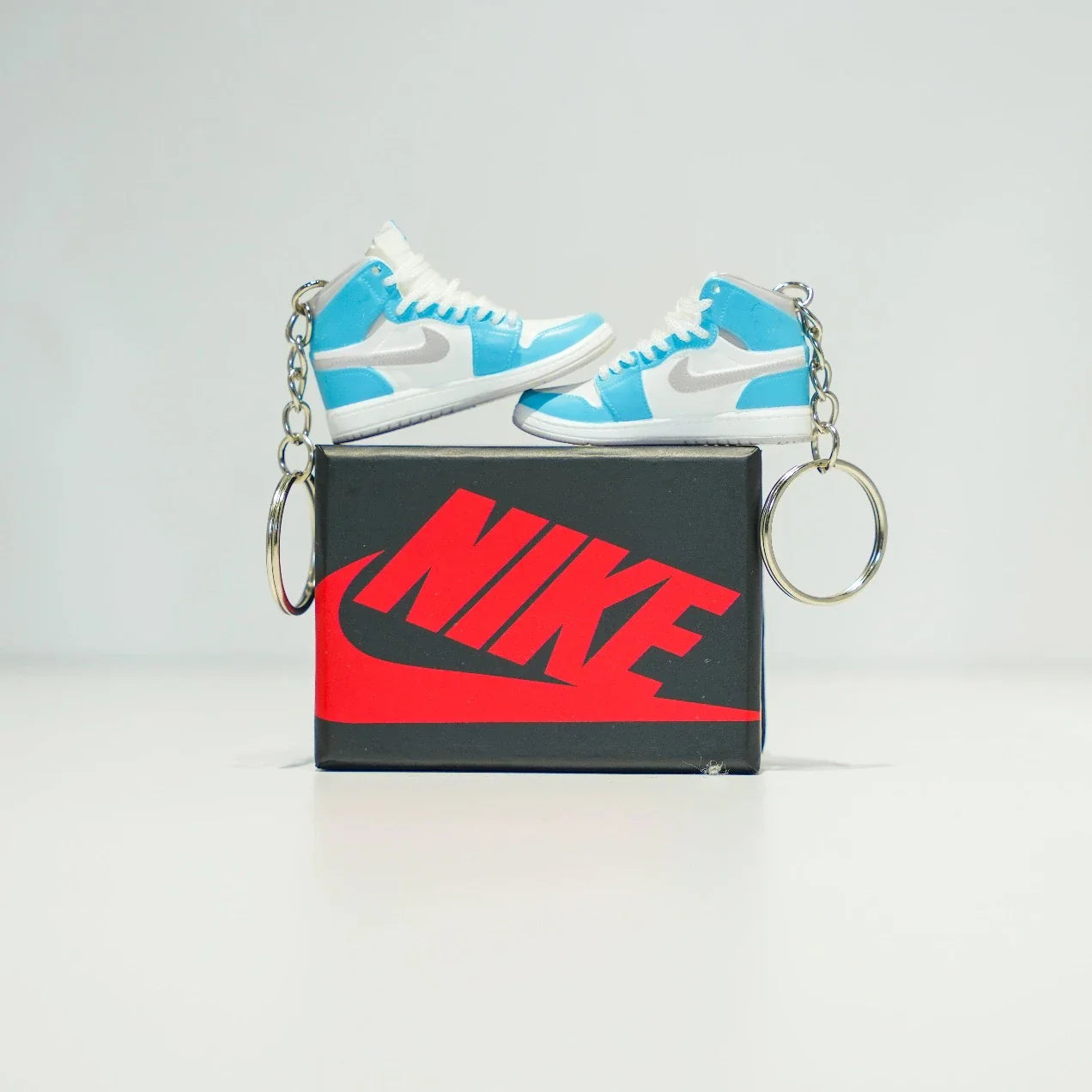 Kicks Machine 3D Sneaker Keychain With Box - AJ1 Hyper Royal