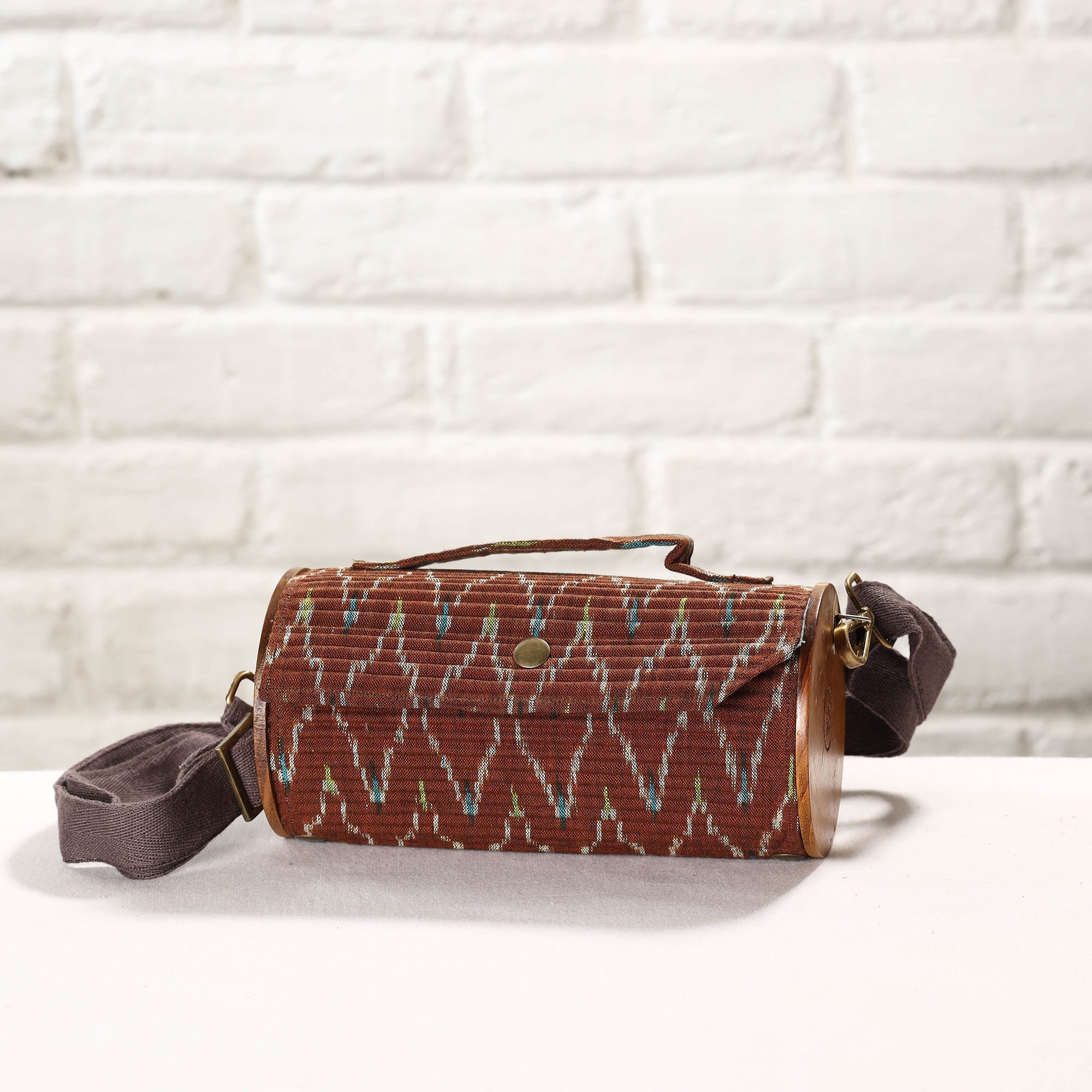 LUKKA CHUPPI Brown - DIY Round Sling Bag / Clutch With Changeable Sleeve - view 3