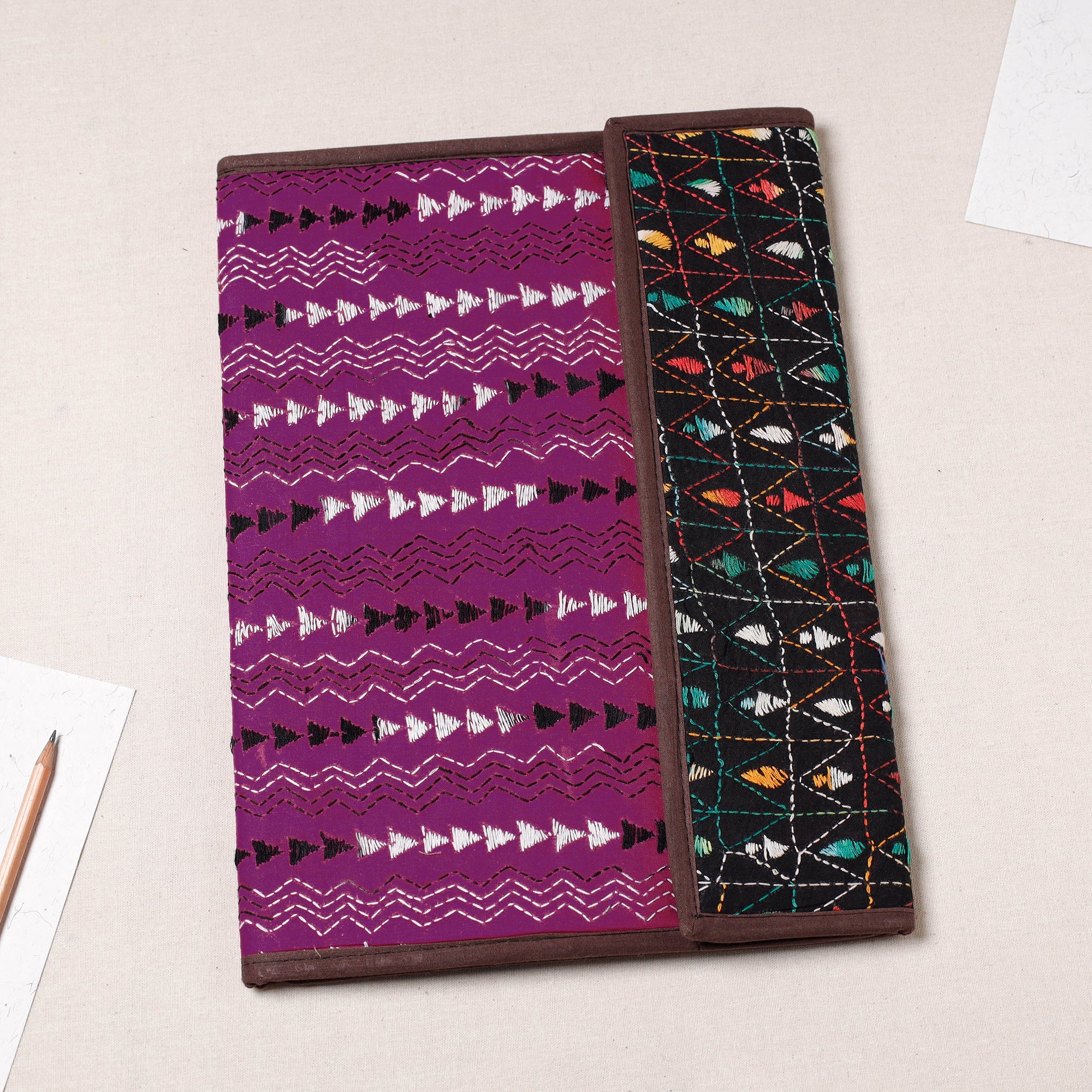 ASALKAAR Bengal Kantha Work Handcrafted File Folder
