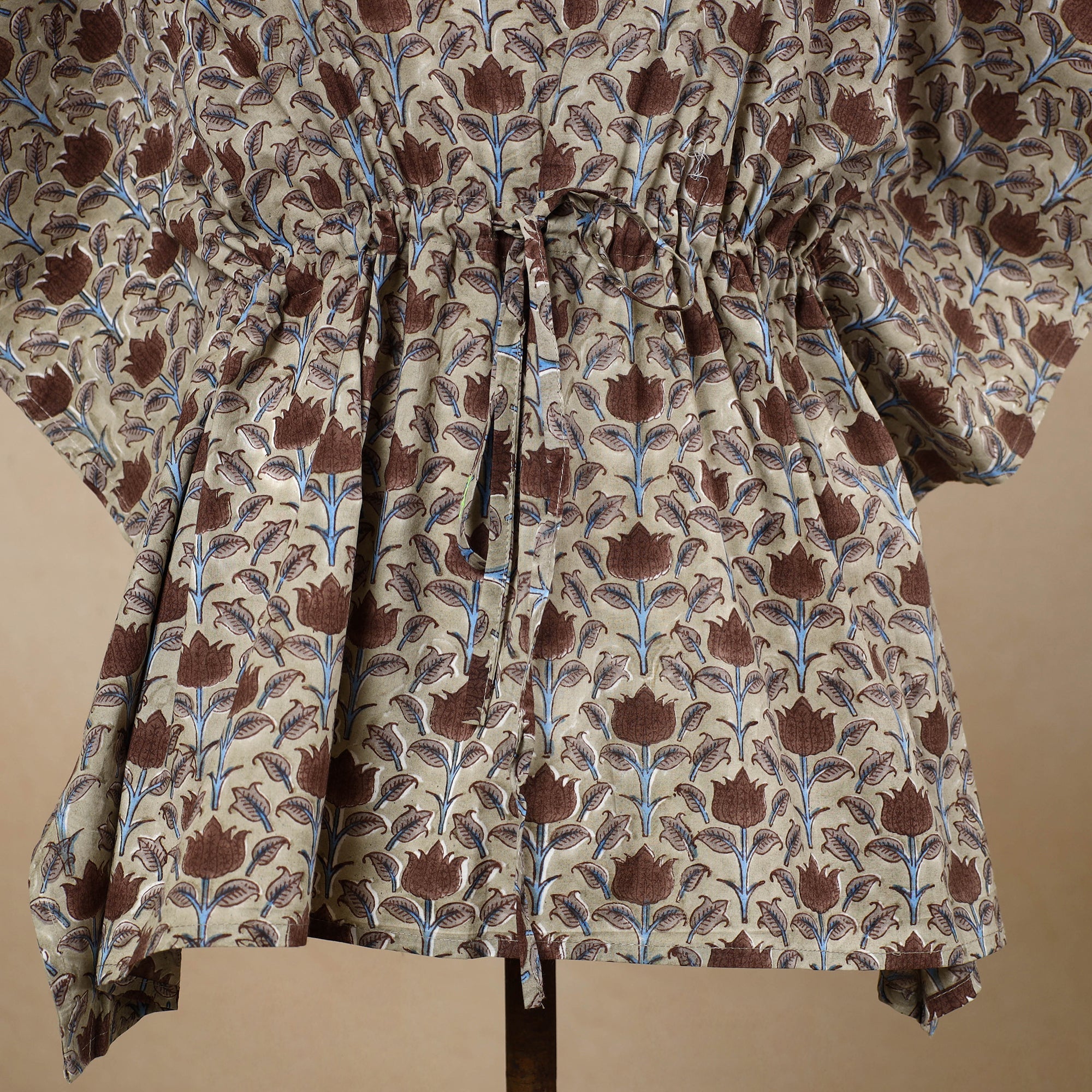 CHUTNEY CRAFT STUDIO Beige - Hand Block Printed Cotton Kaftan with Tie-Up Waist (Short) - view 2