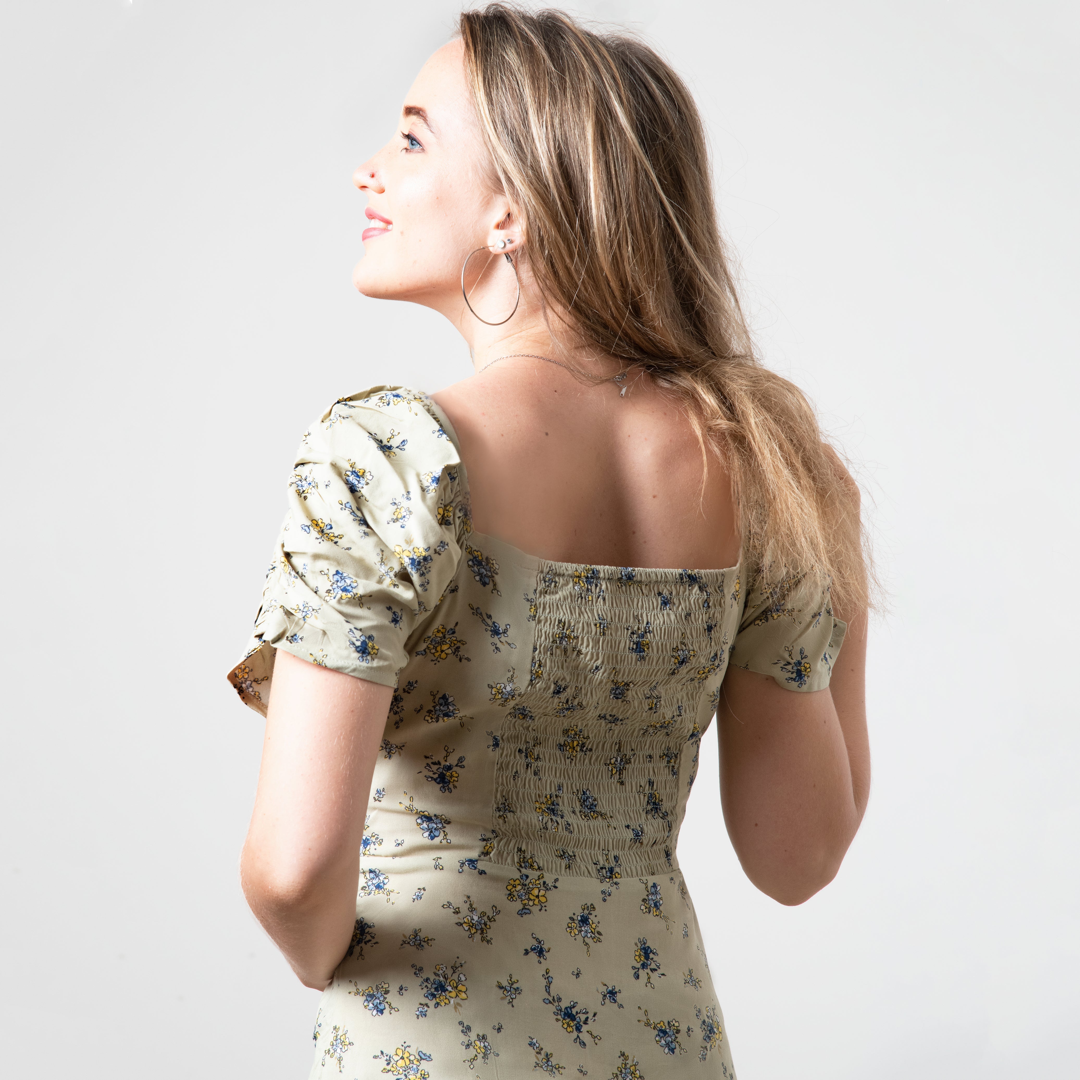 Cottage Core Midi Dress with Slit – Green - view 4