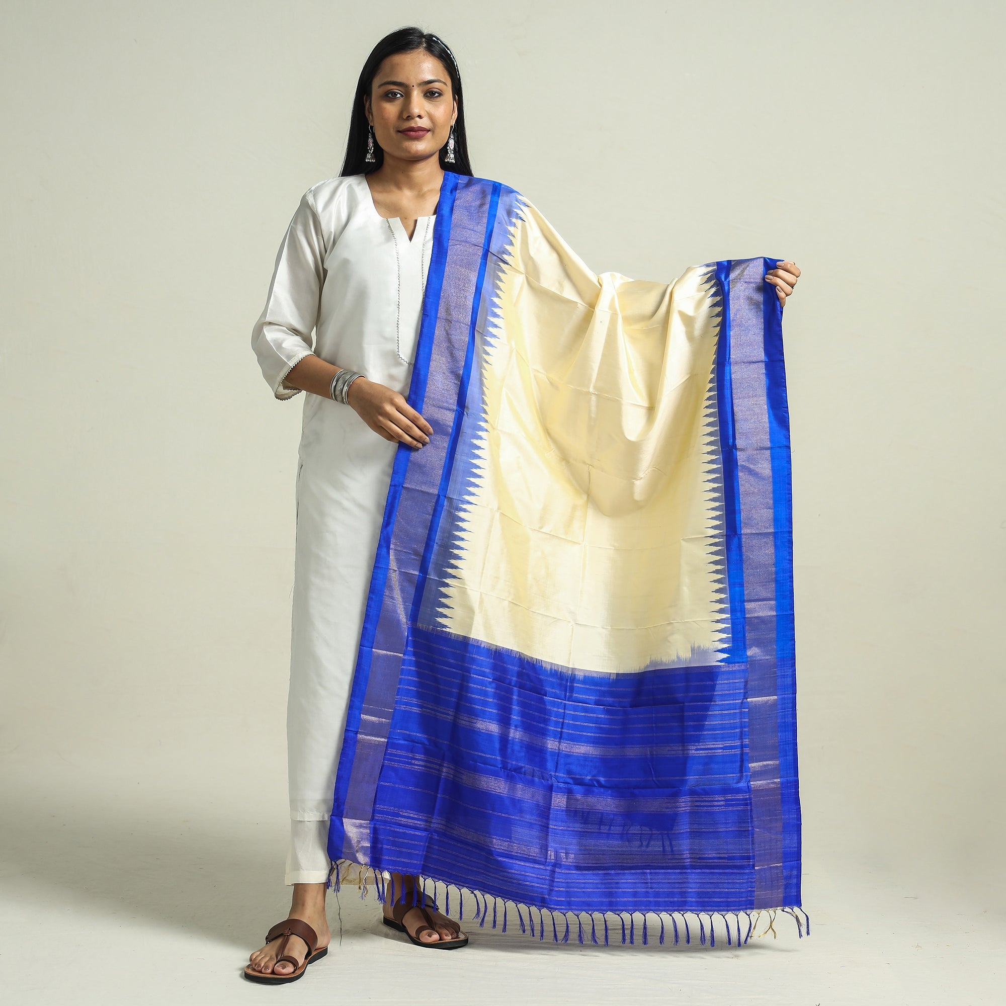 ITOKRI CRAFTS INITIATIVE Beige - Handwoven Pochampally Ikat Pure Mulberry Silk Dupatta with Zari Border