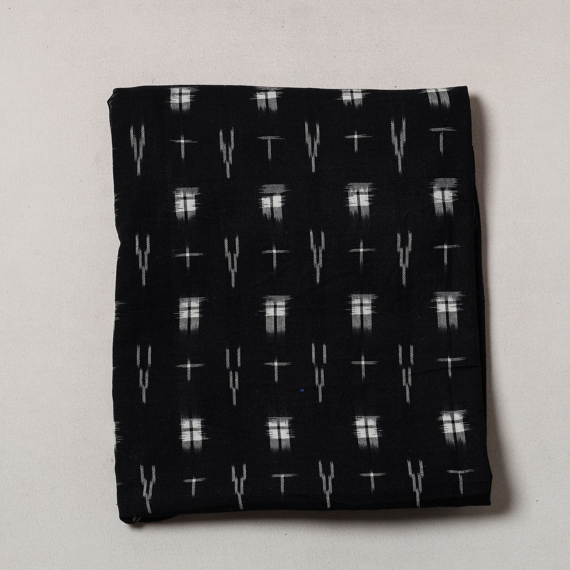 SOUTH KARGHA Black - Pochampally Ikat Weave Handloom Cotton Precut Fabric (1.8 meter)
