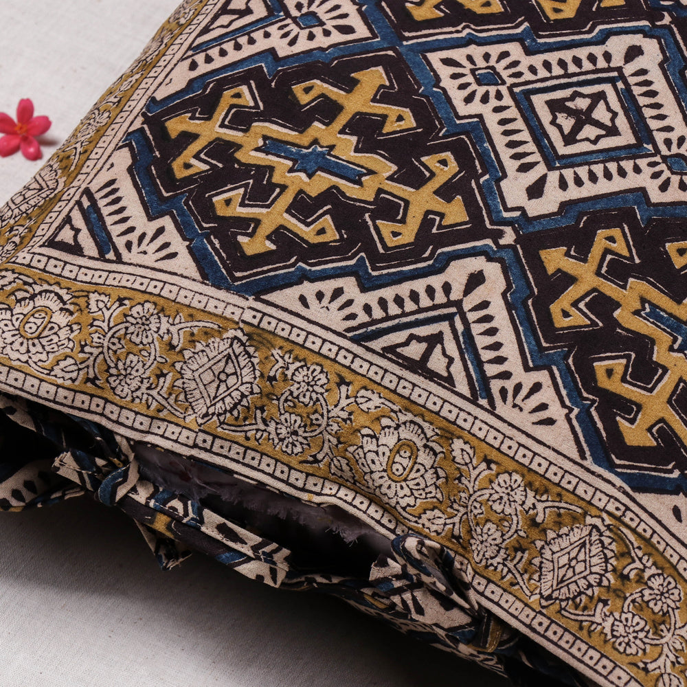 PITCHUKA SRINIVAS KALAMKARI PEDANA Black - Original Pedana Block Print Cotton Kalamkari Cushion Cover - view 2