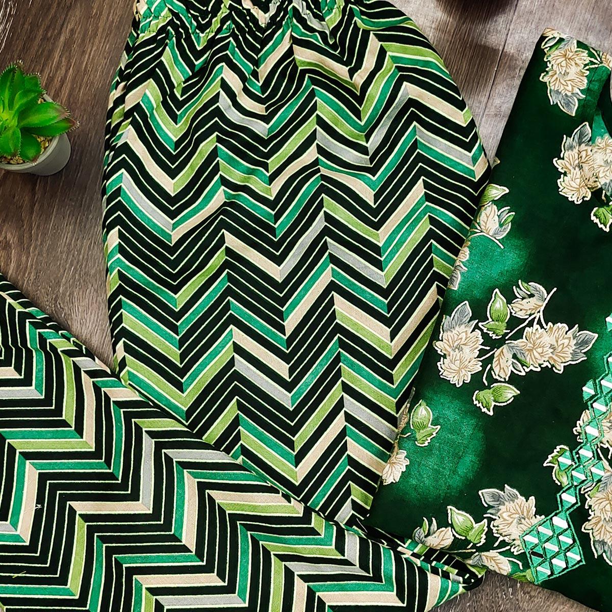 BlackTree green-casual-wear-mirror-printed-ruby-cotton-kurti-pant-set-136611 - view 2