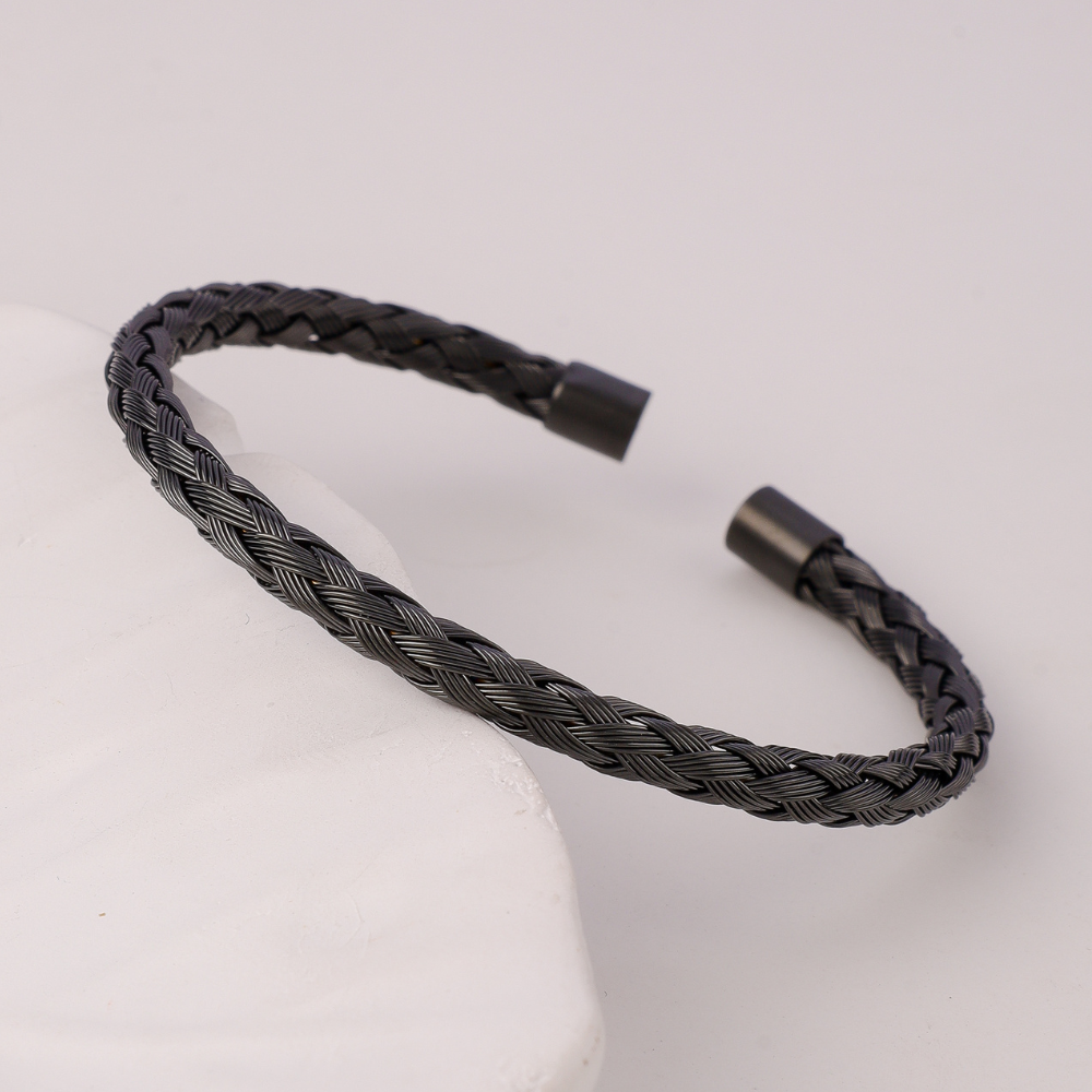 Branta Black Fashion Charm Cuff Bracelet For Men